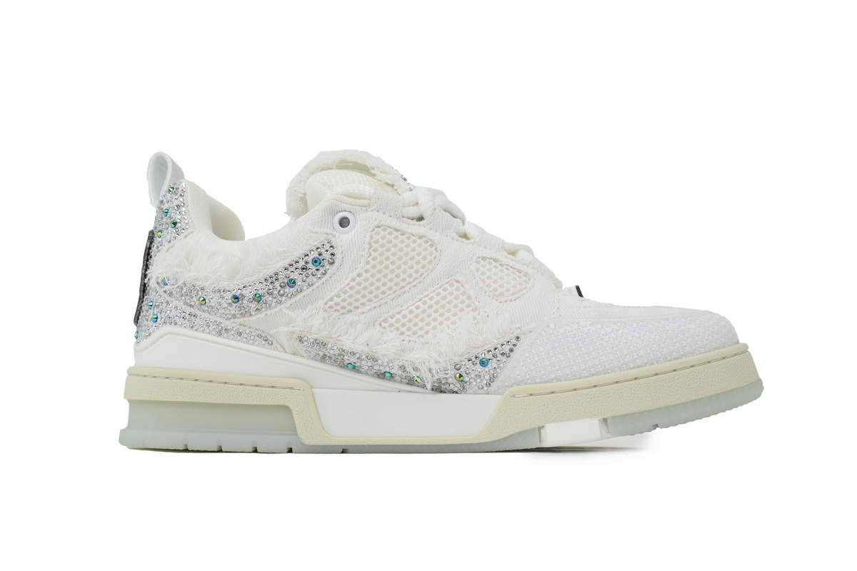 Pkkicks God Batch LOUIS VUITTON Silver White Diamond