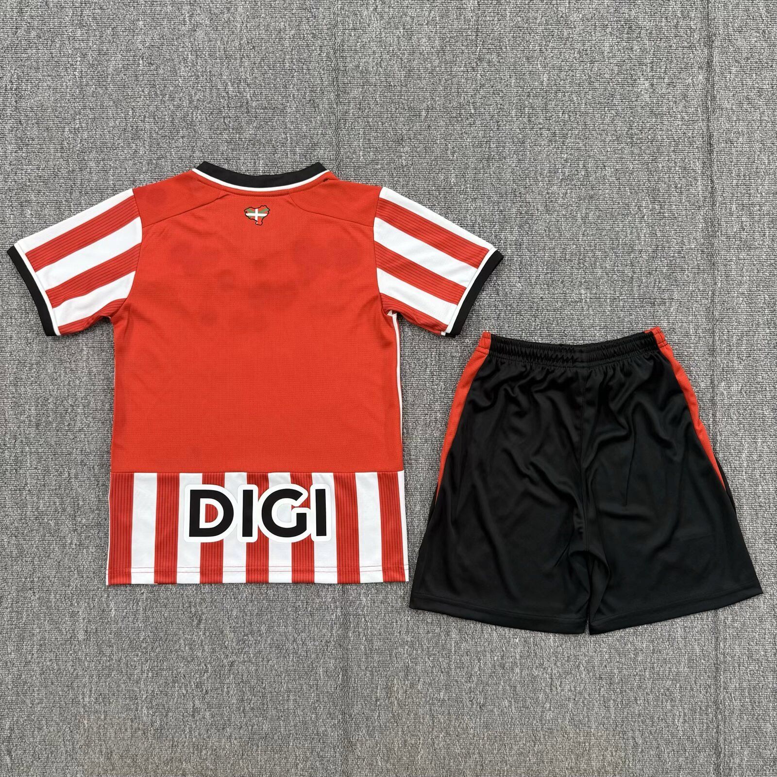 Kids Athletic Bilbao Home Suit 26/27