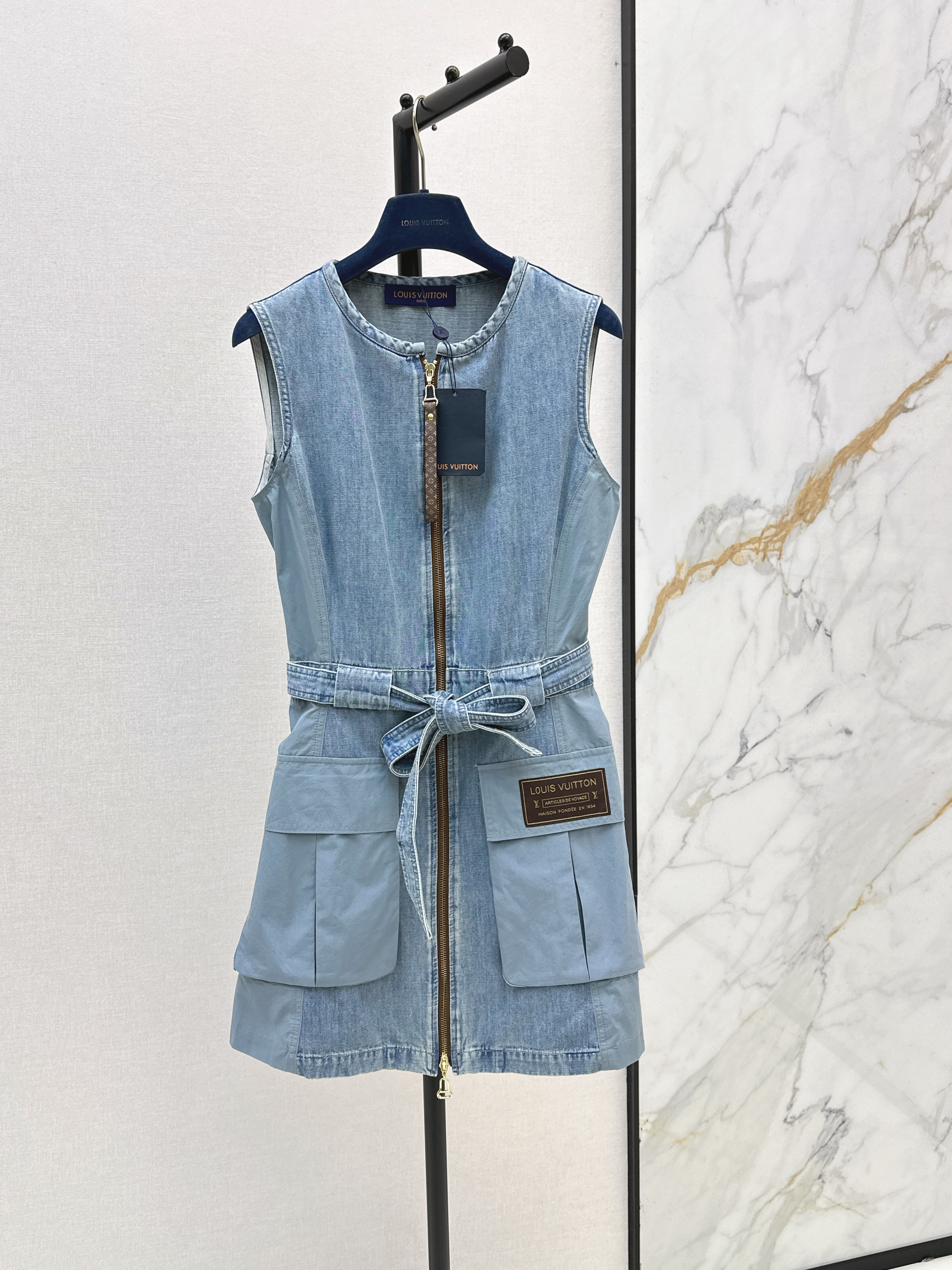 Louis New Sleeveless denim dress