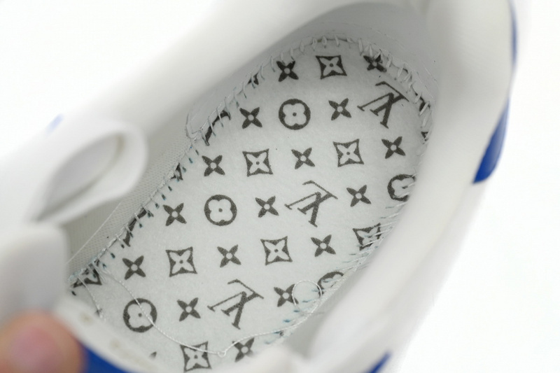Pkkicks God Batch LOUIS VUITTON White Blue 1AANEV