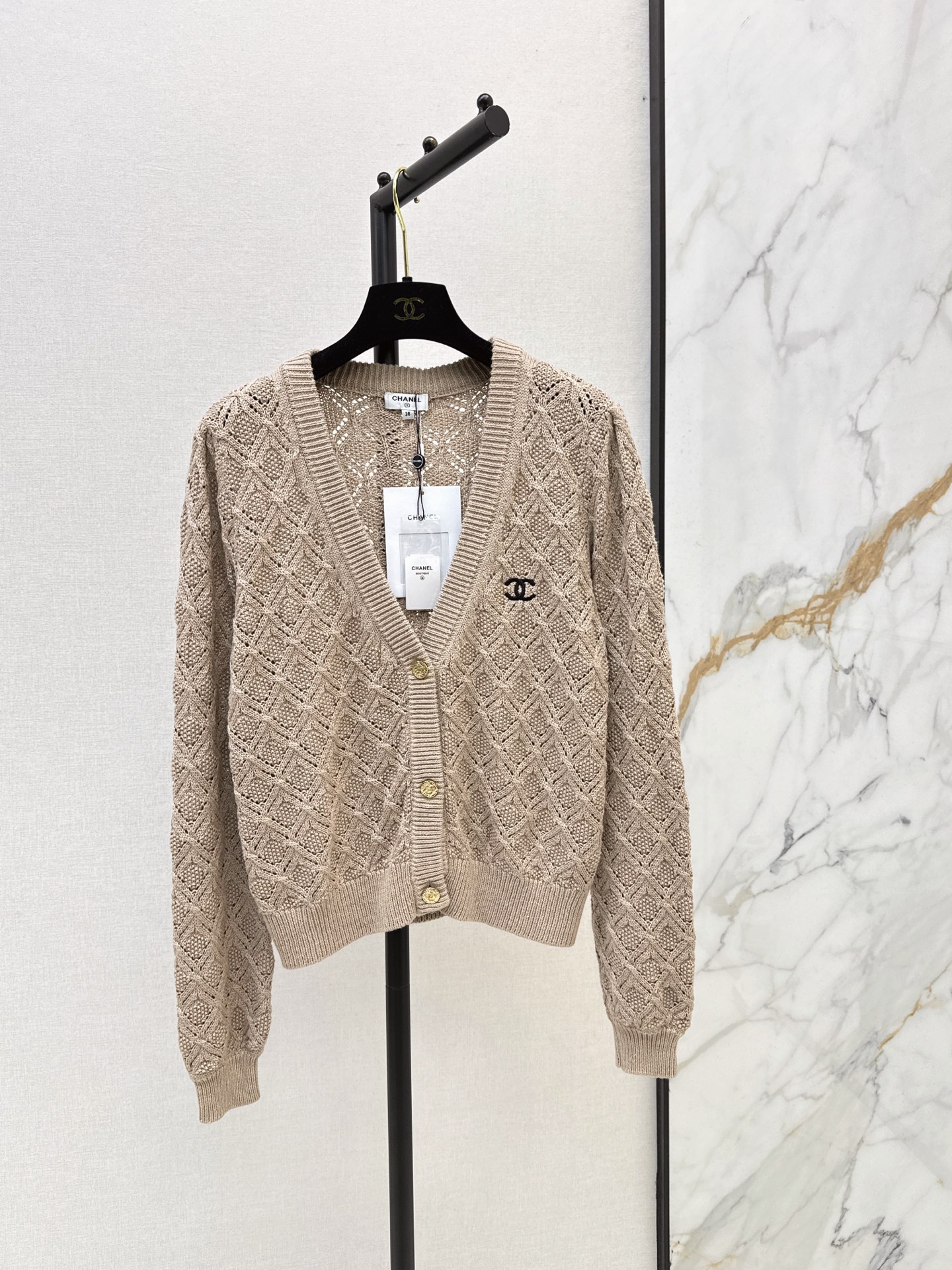 Chan New Diamond Pattern V-Neck Knit Cardigan
