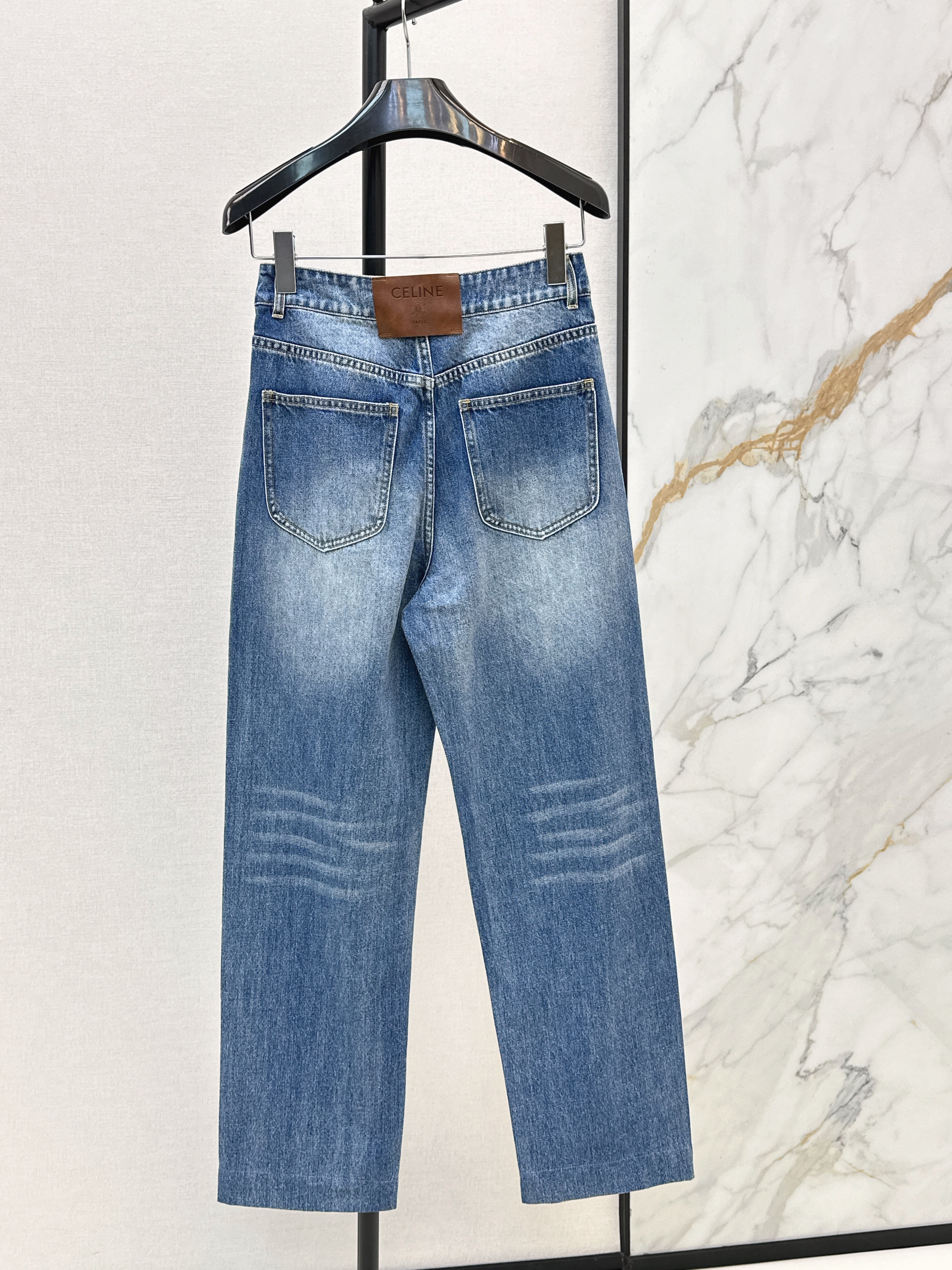 Celi New jeans