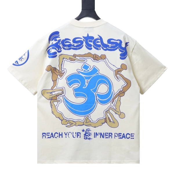Hellstar Style Women’s Printed Yoga Short Sleeve Tee cream color
