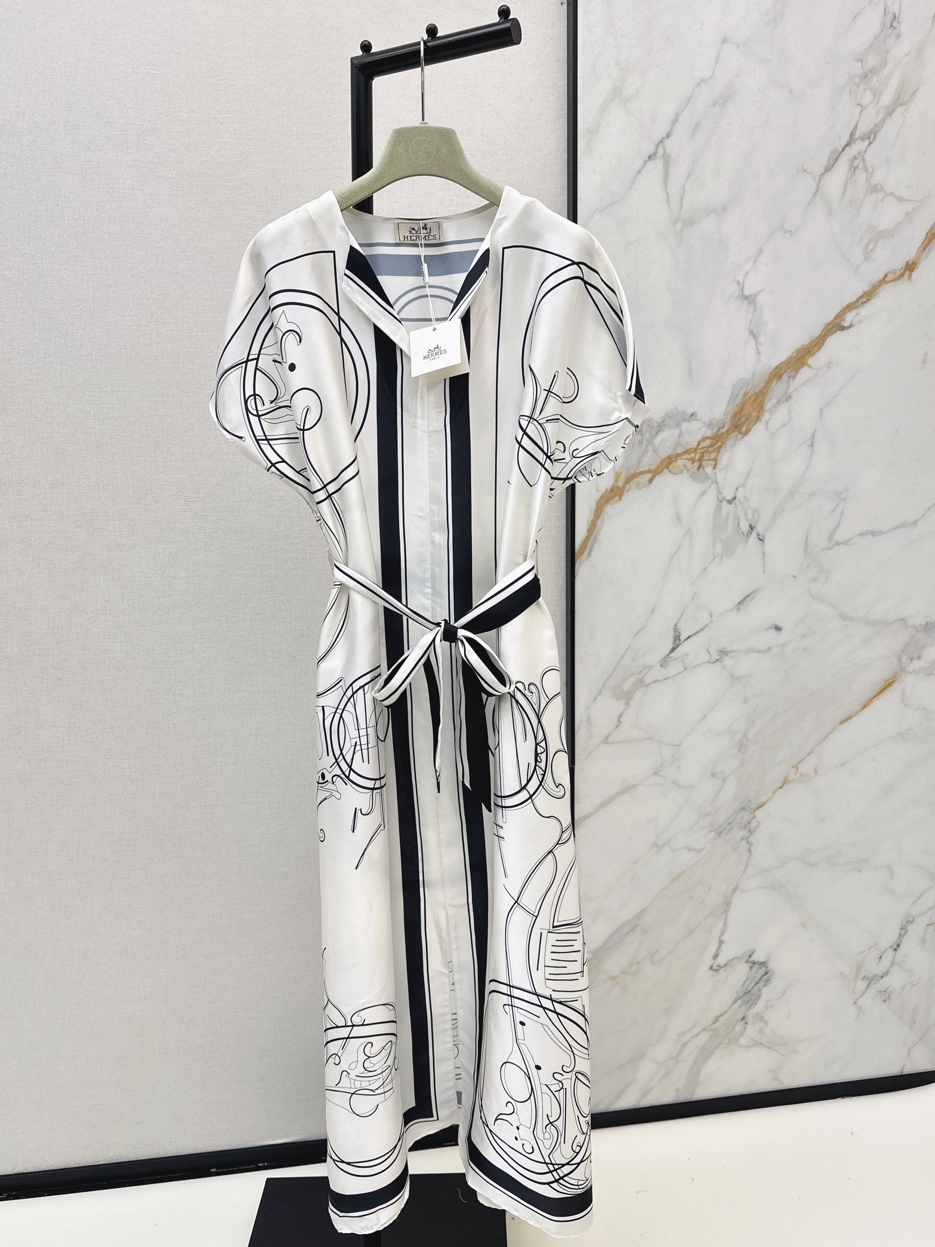 Herm NEW print silk dress