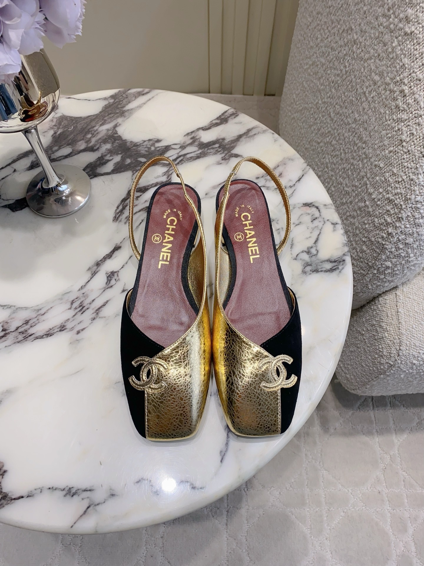 Chan New Square -toe flats