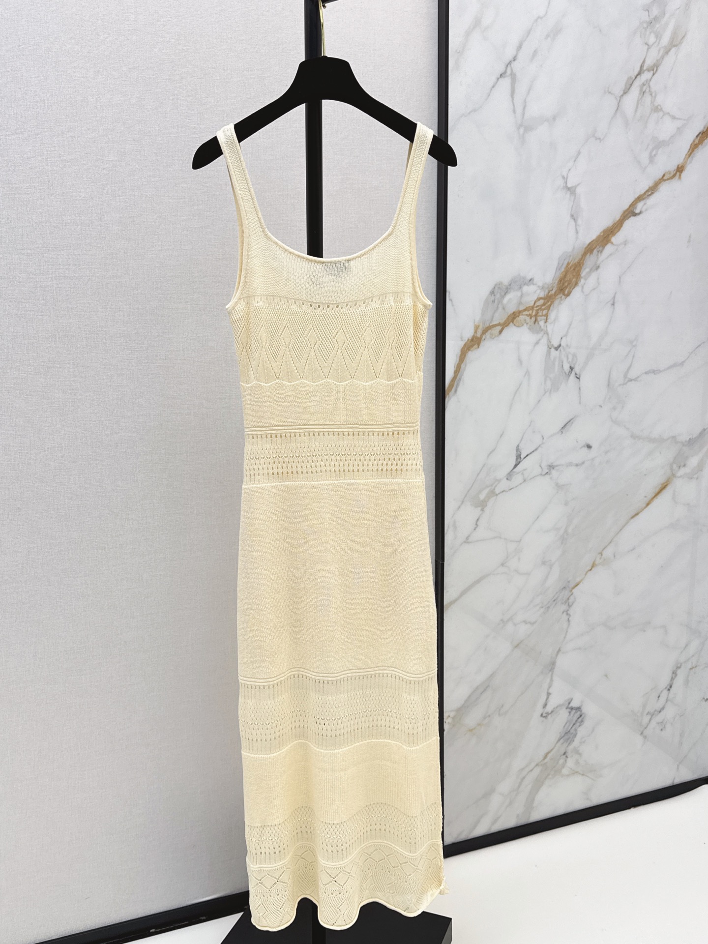 Chan New Hollow-out crochet dress