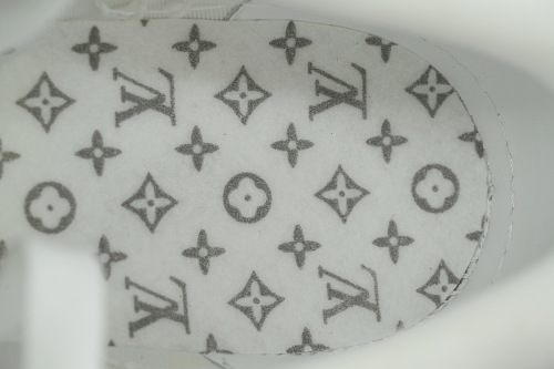 Pkkicks God Batch Louis Vuitton Sneakers Yellow (NFC)