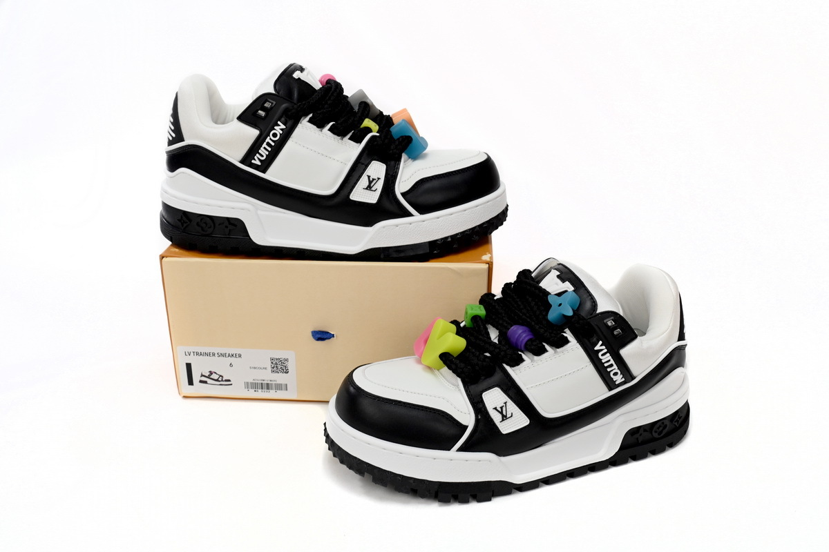 Pkkicks God Batch LOUIS VUITTON Black And White 1AB8SD