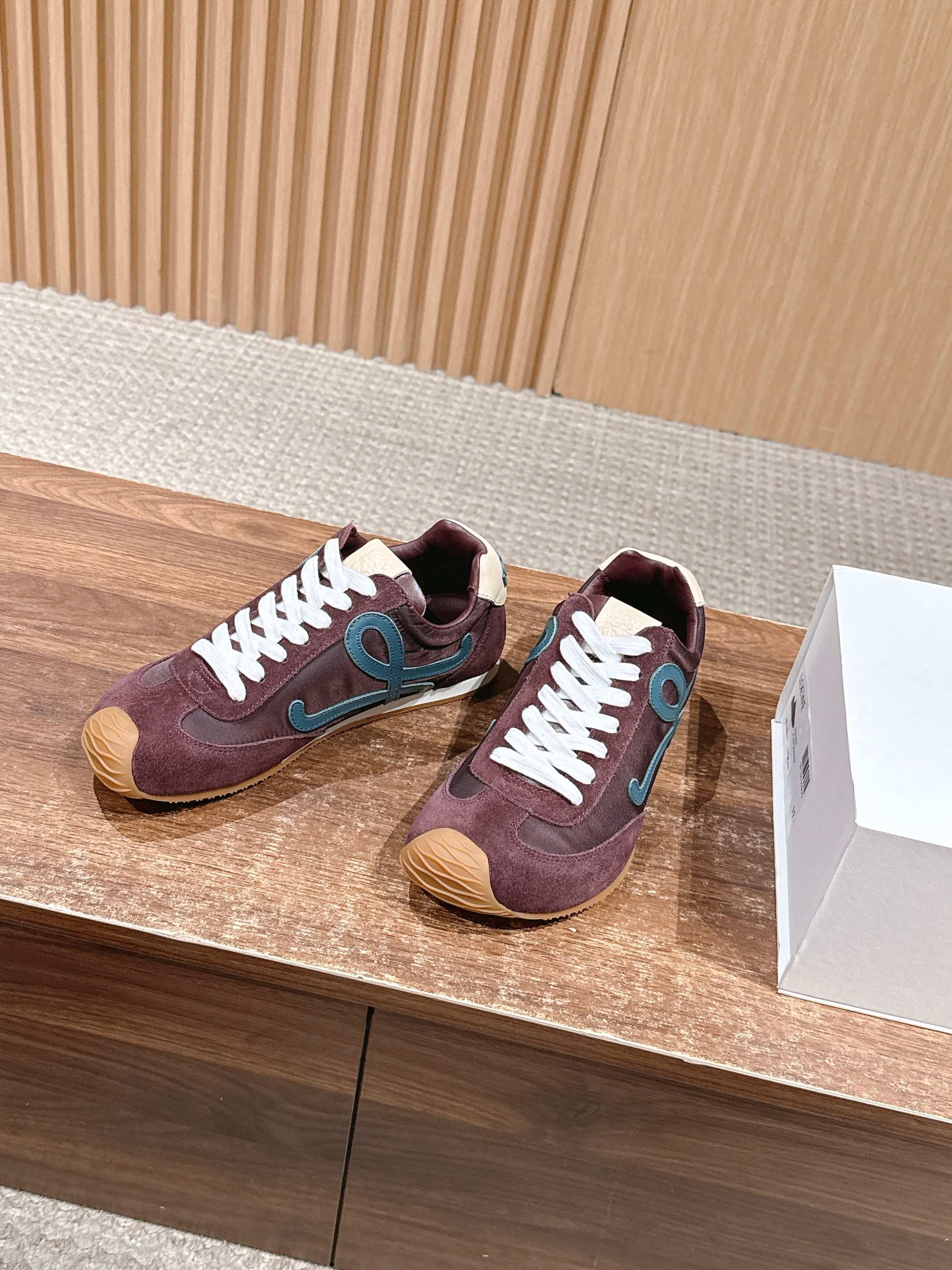 𝐋oew New sports shoes