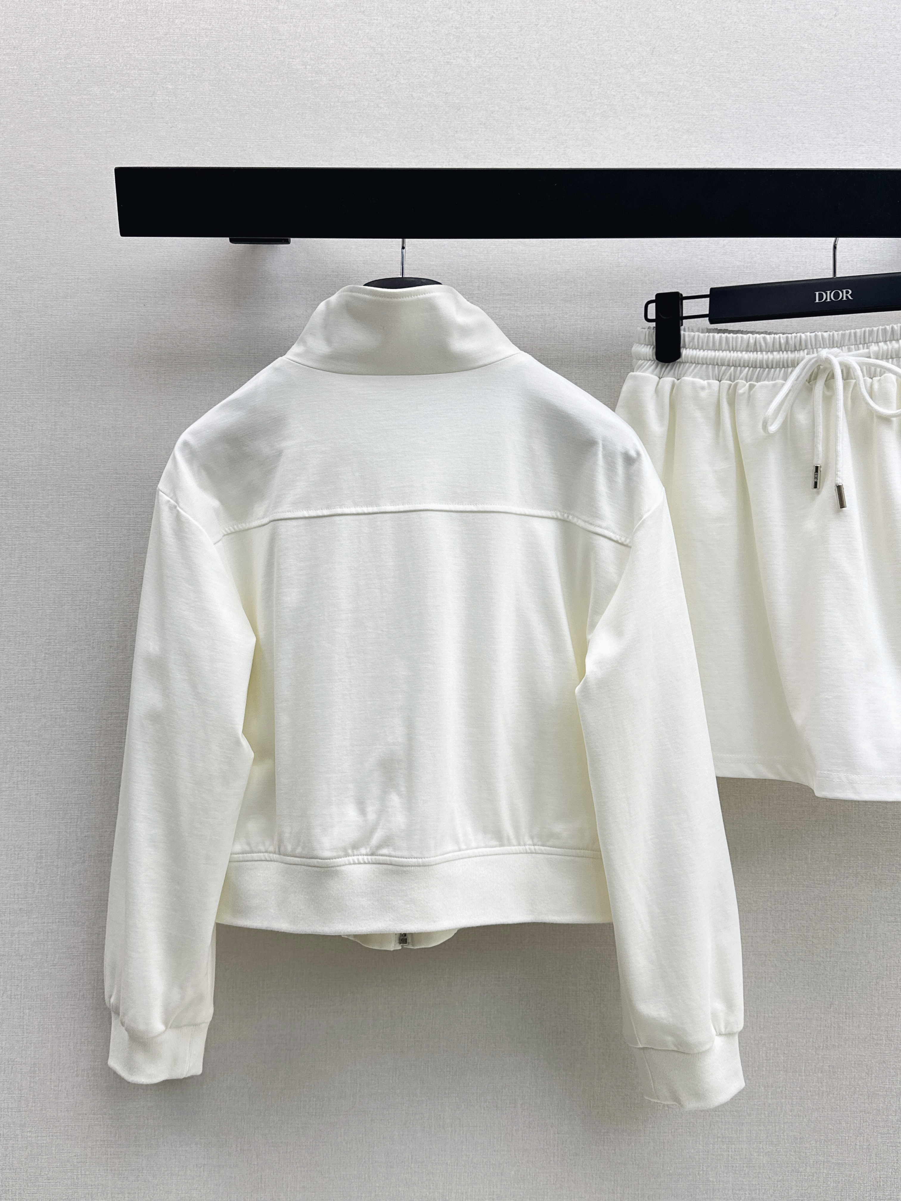 CD New tracksuit