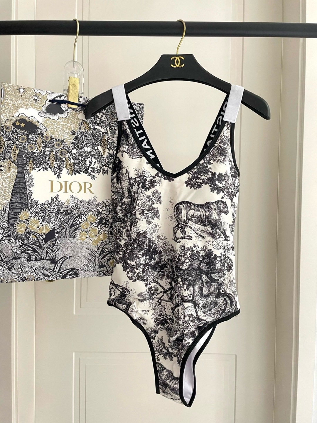CD New  swimsuit