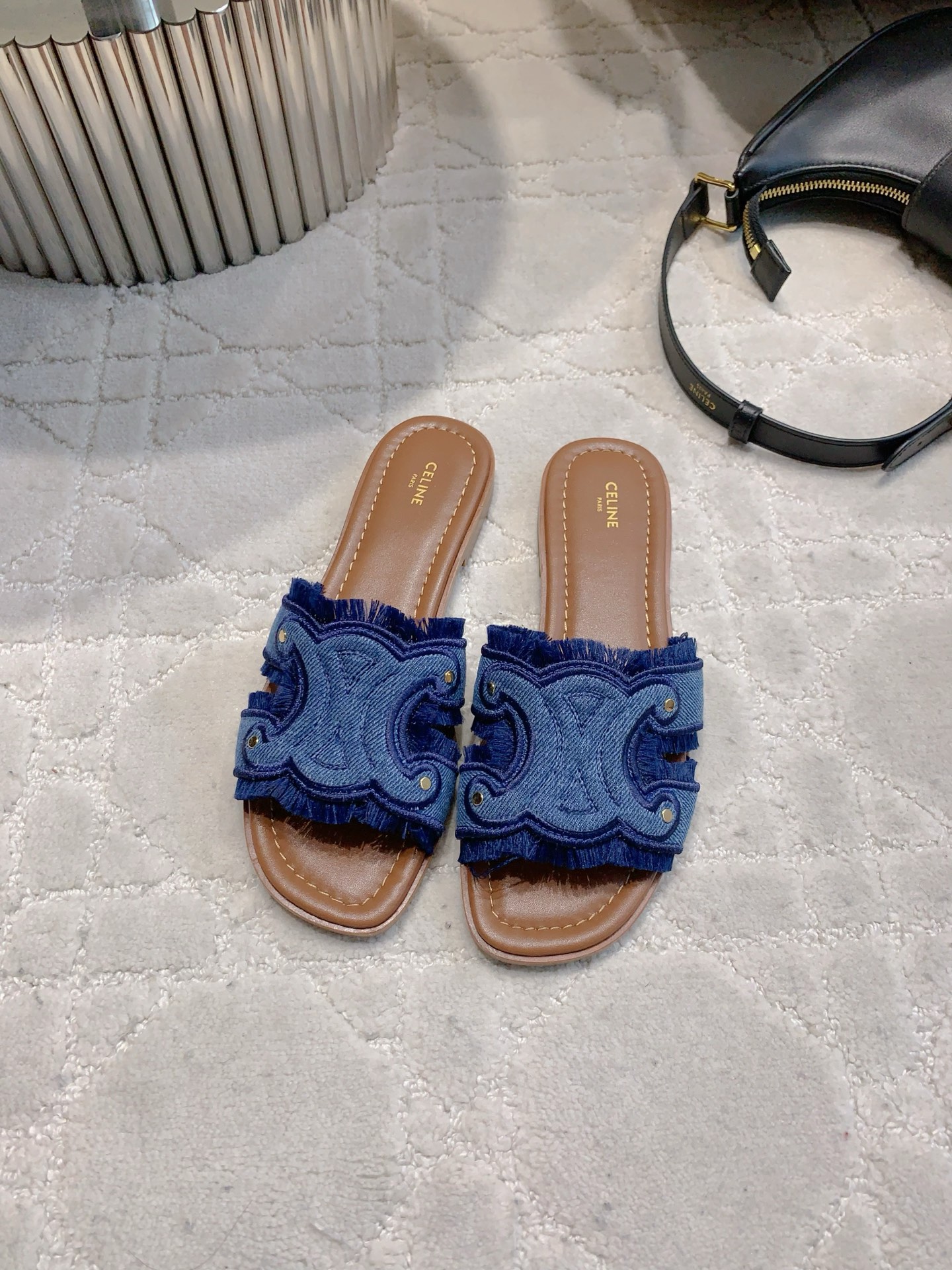 Celi NEW Flat thong sandals
