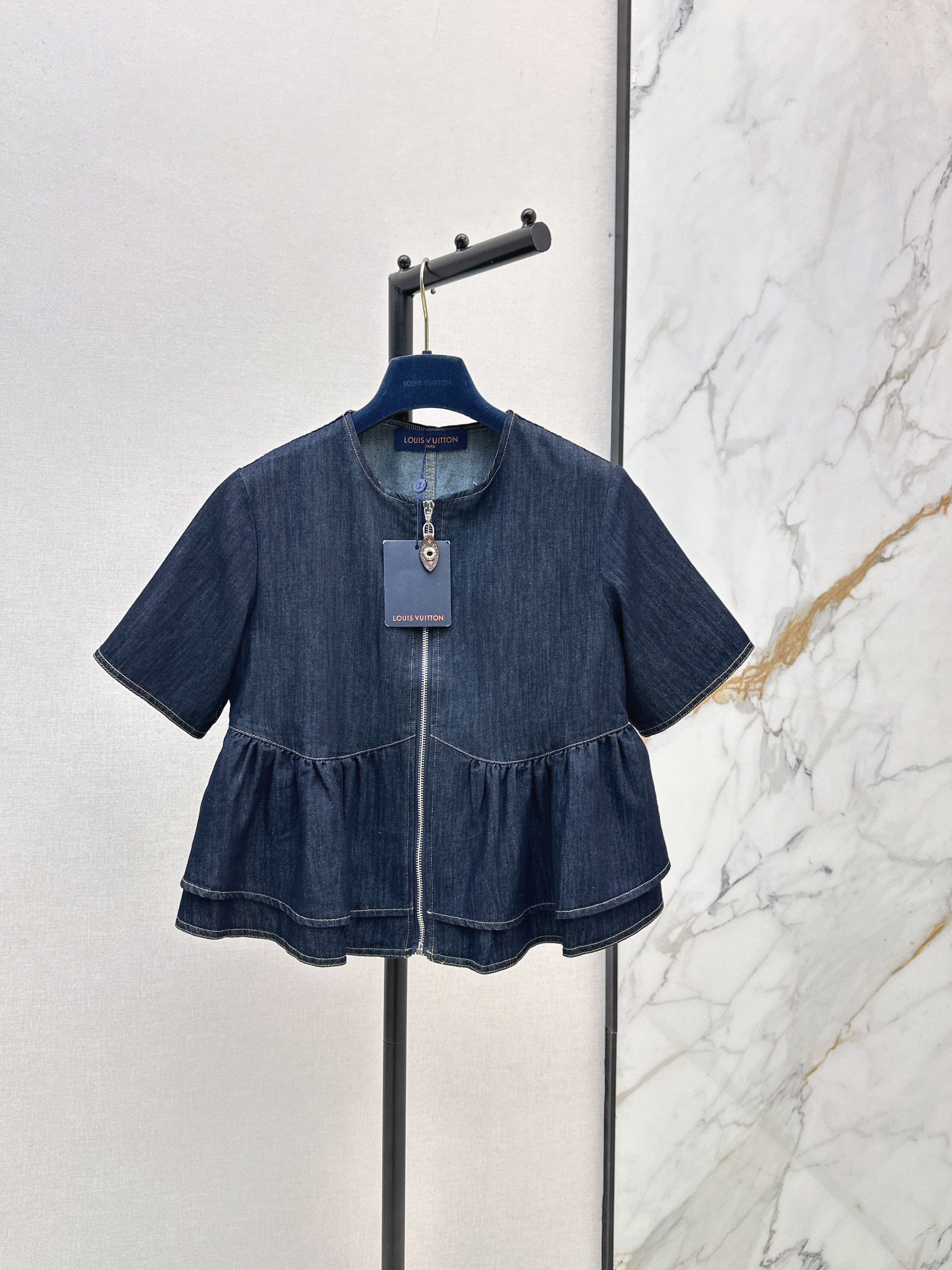 Louis New Short-Sleeve Denim Top