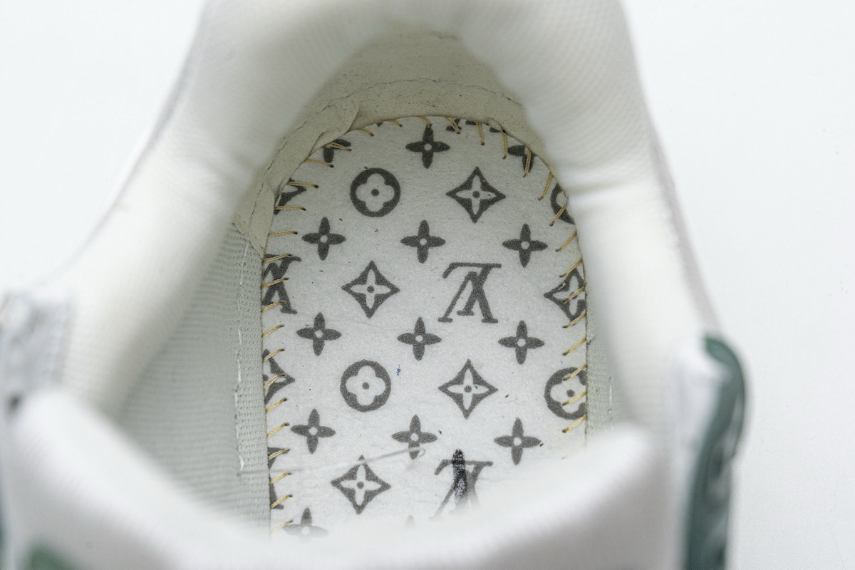 Pkkicks God Batch LOUIS VUITTON 20ss Trainer Green