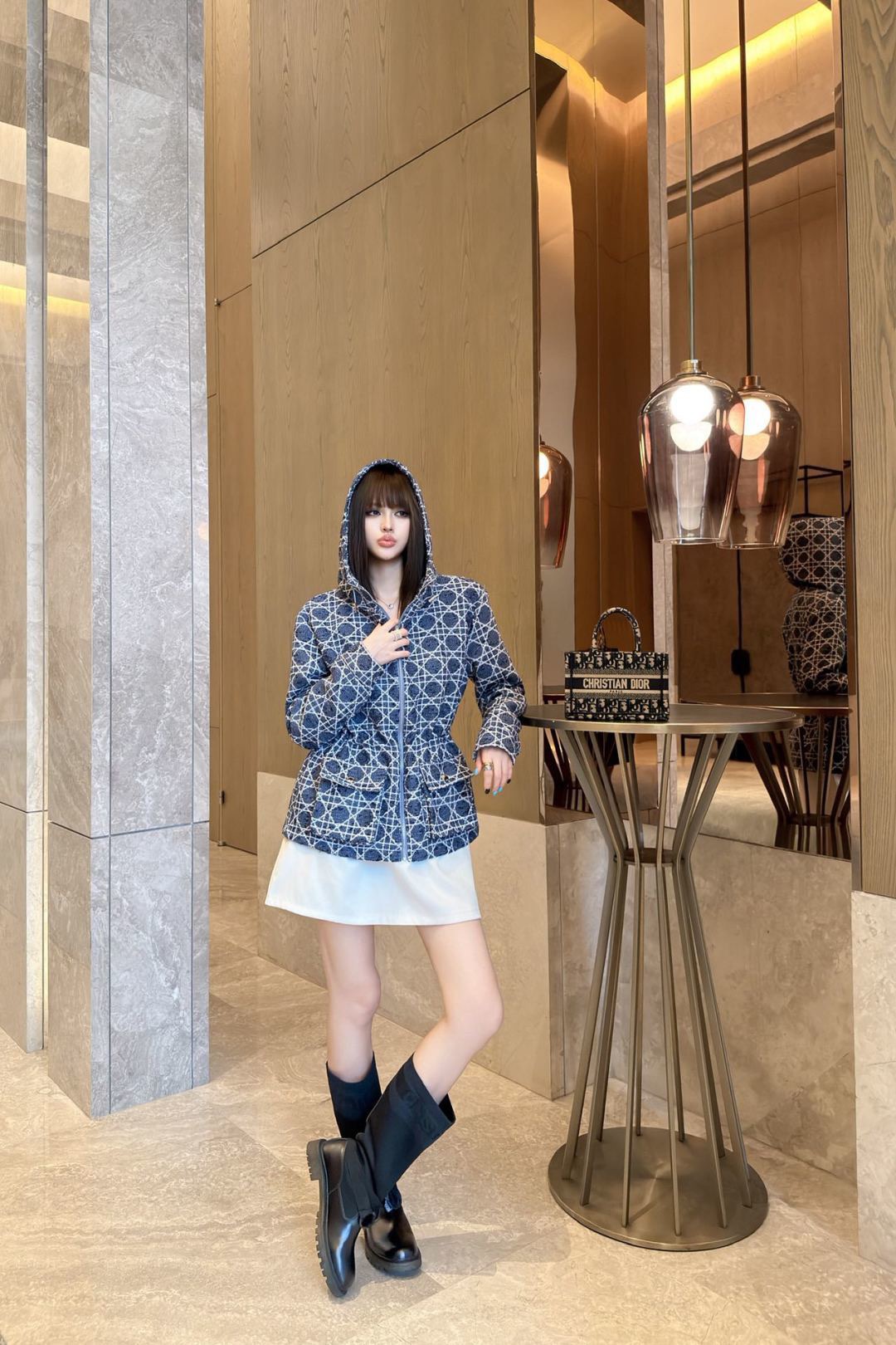CD New Wicker-patterned hooded jacket