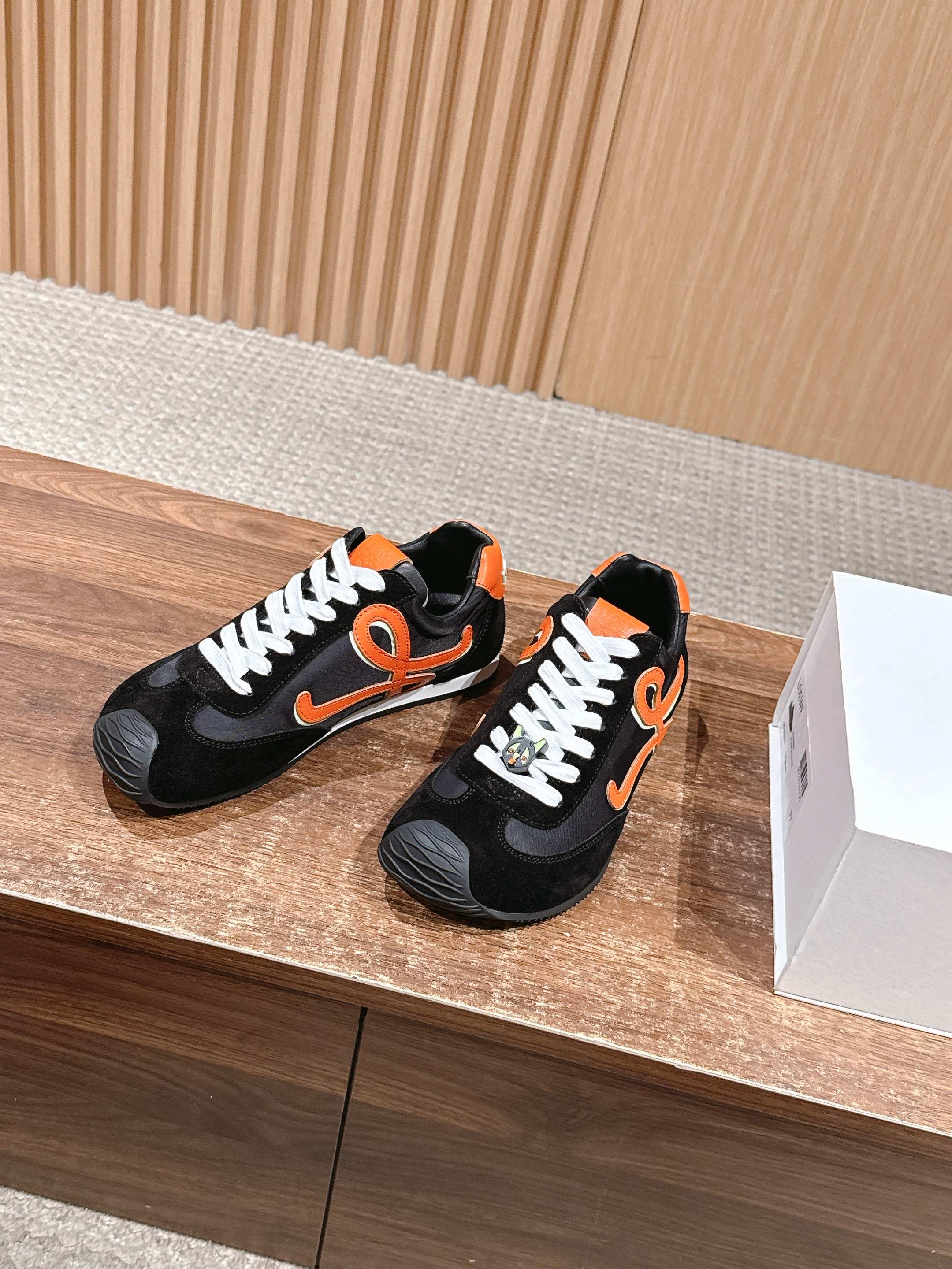 𝐋oew New sports shoes