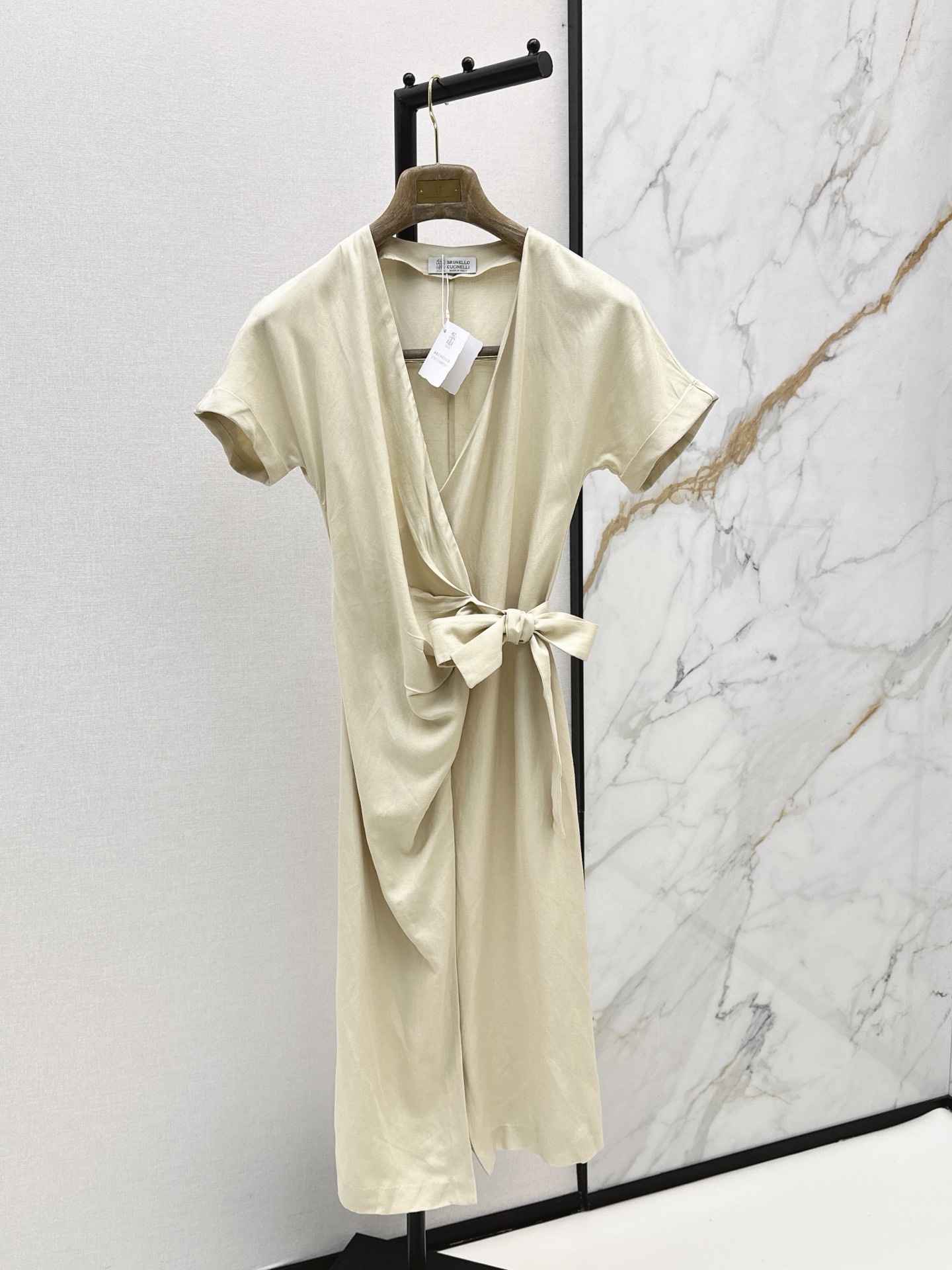 Brun New Fitted Waist Dress