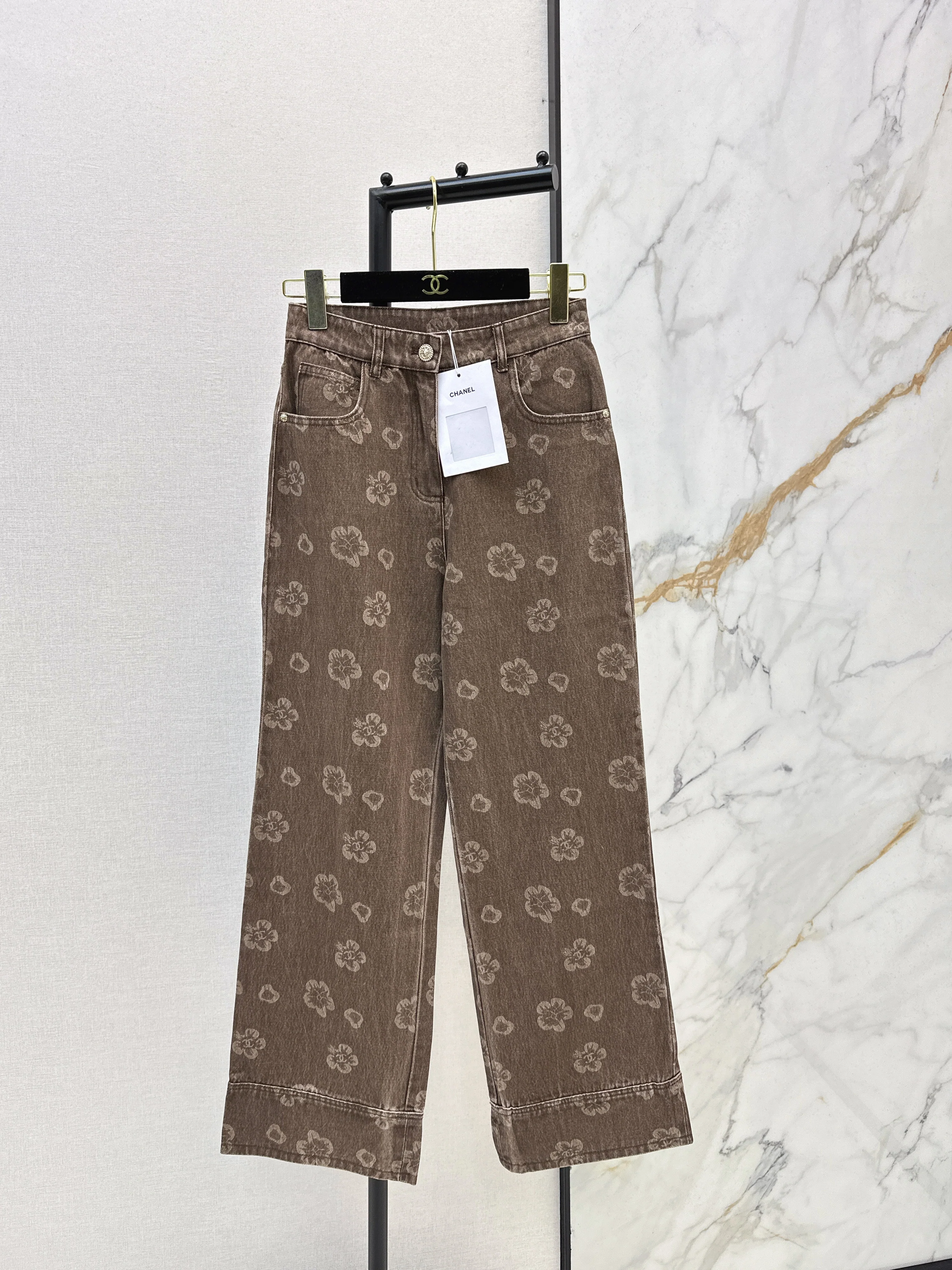 Chan NEW printed jeans