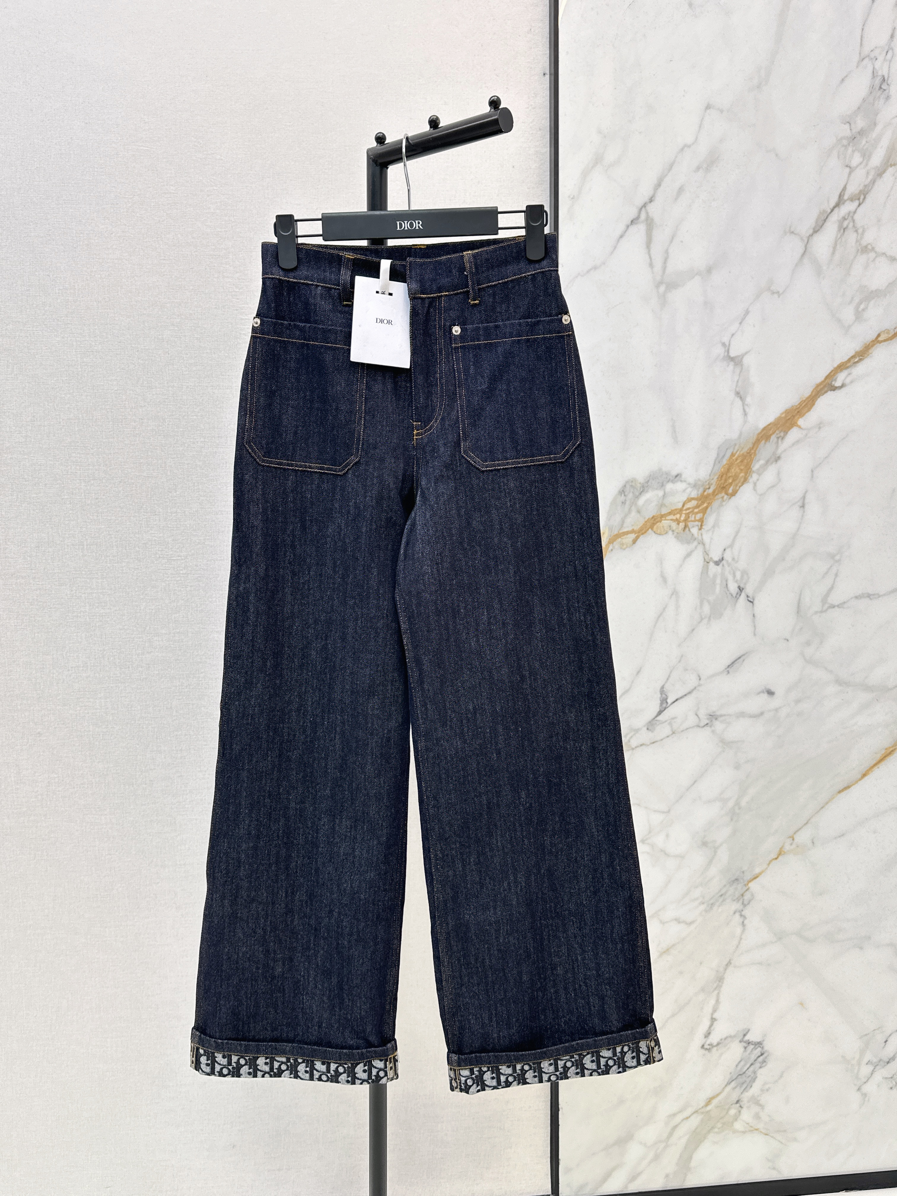 CD New straight jeans