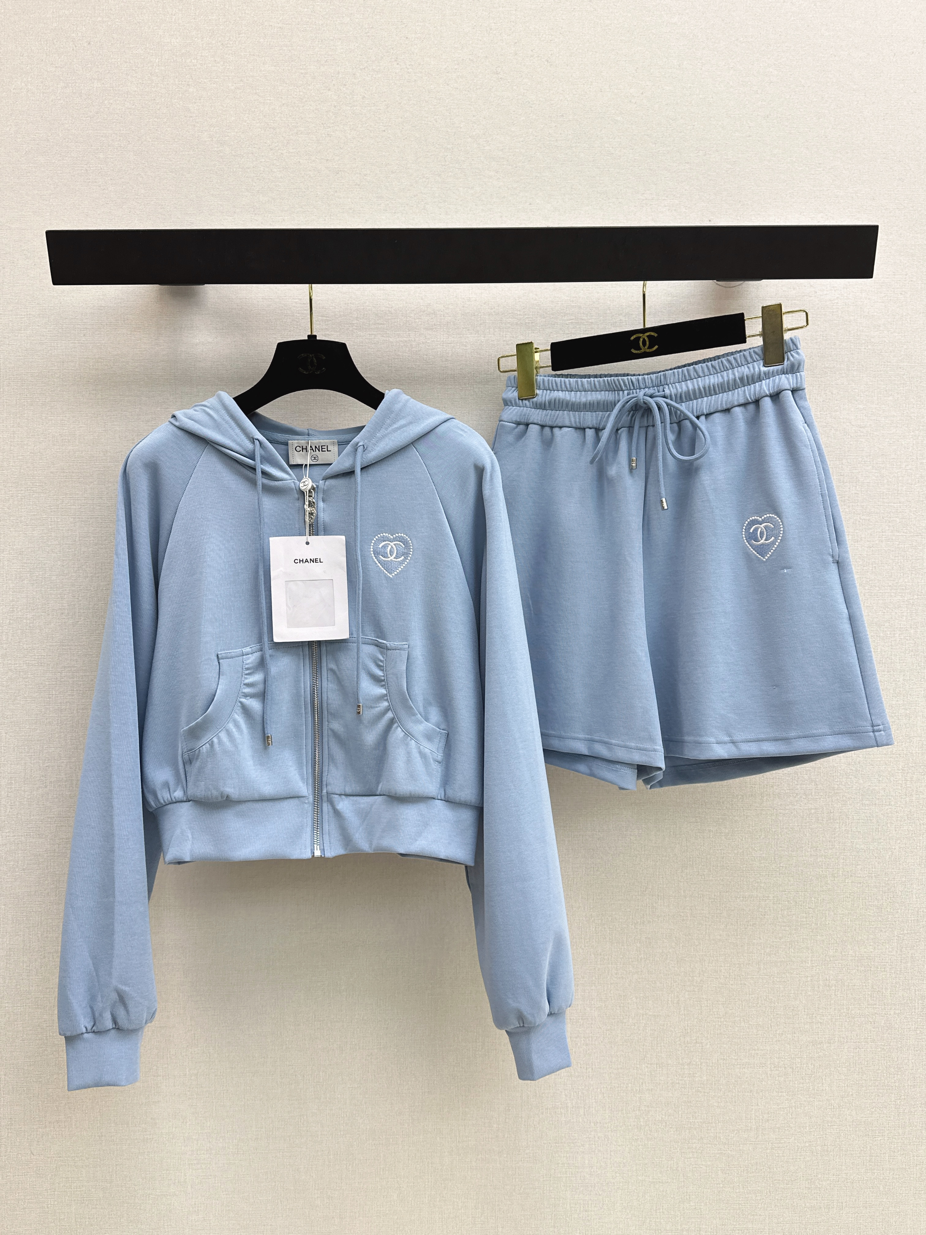 Chan New hooded jacket&short set