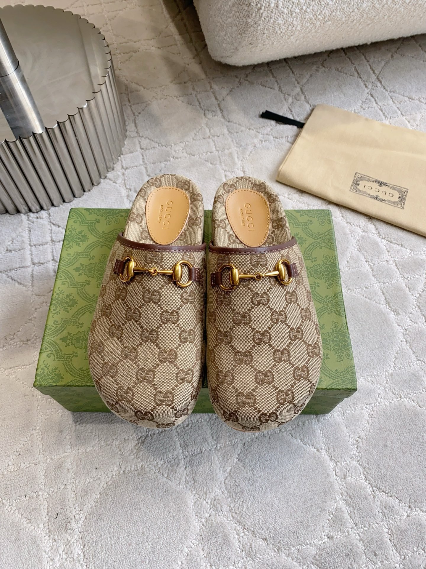 Chan New Mule slippers