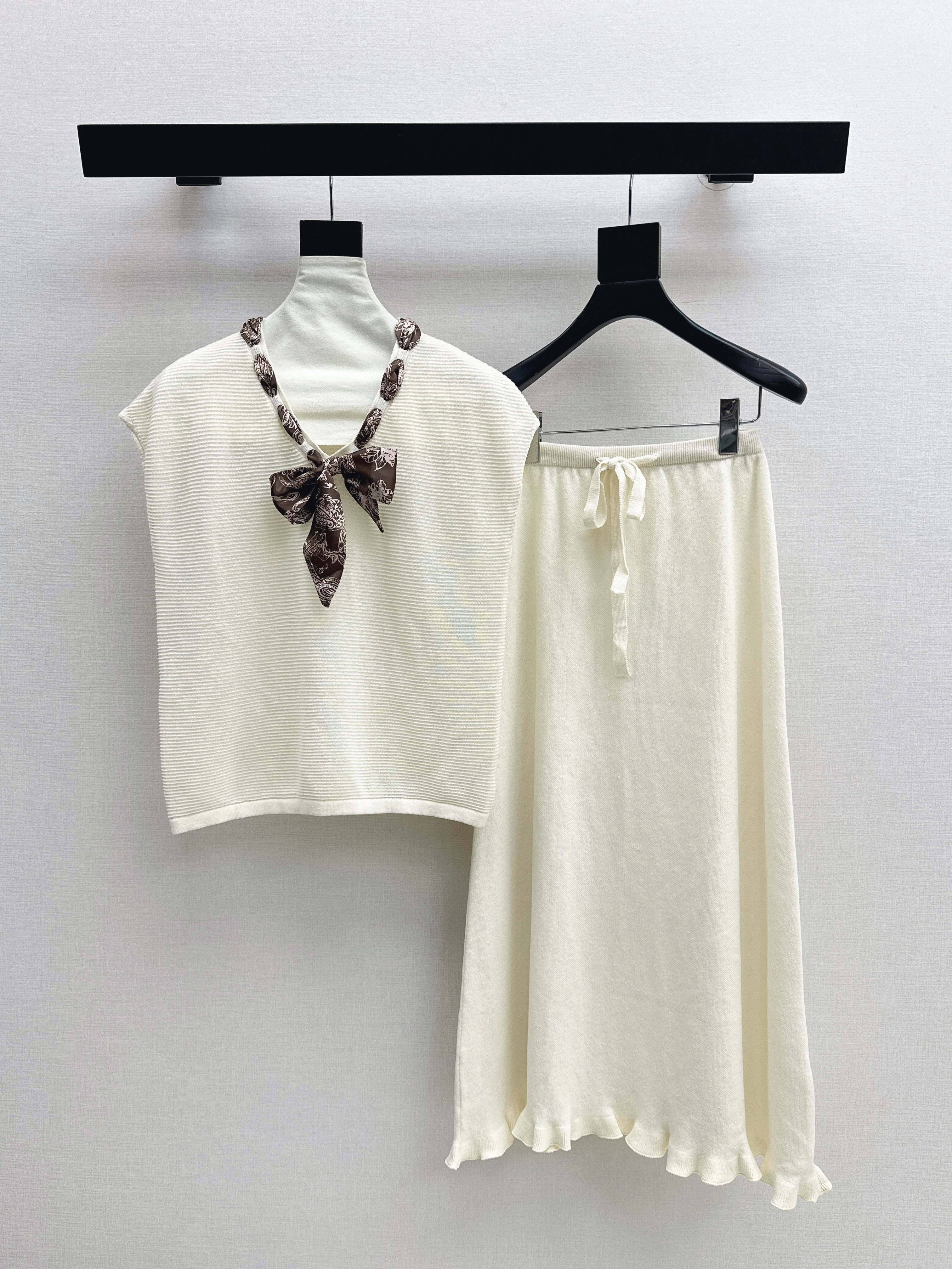 Loro New knit outfit sets