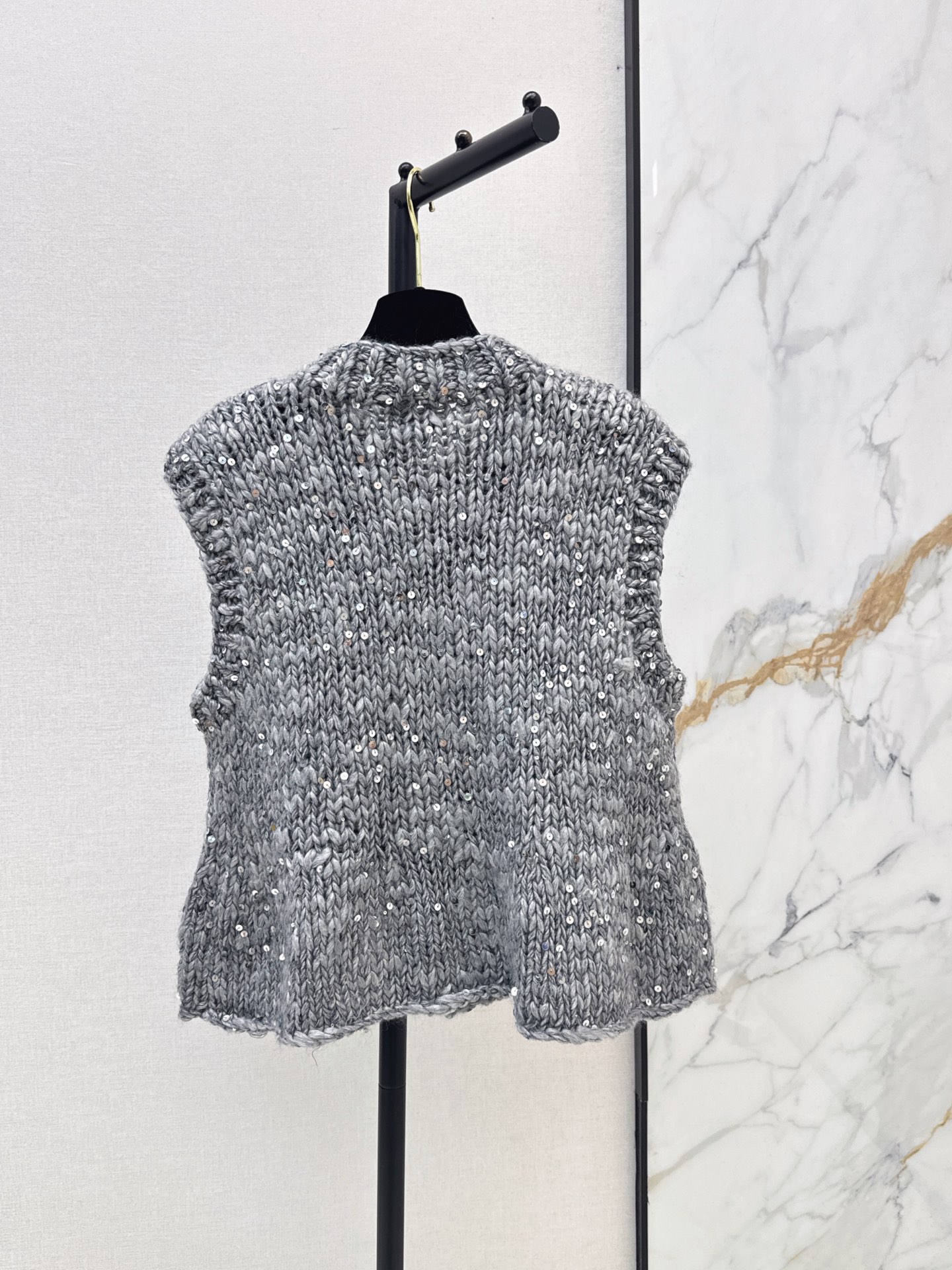 Chan New vest