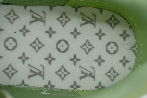 Pkkicks God Batch Louis Vuitton Sneakers Green donuts (NFC)