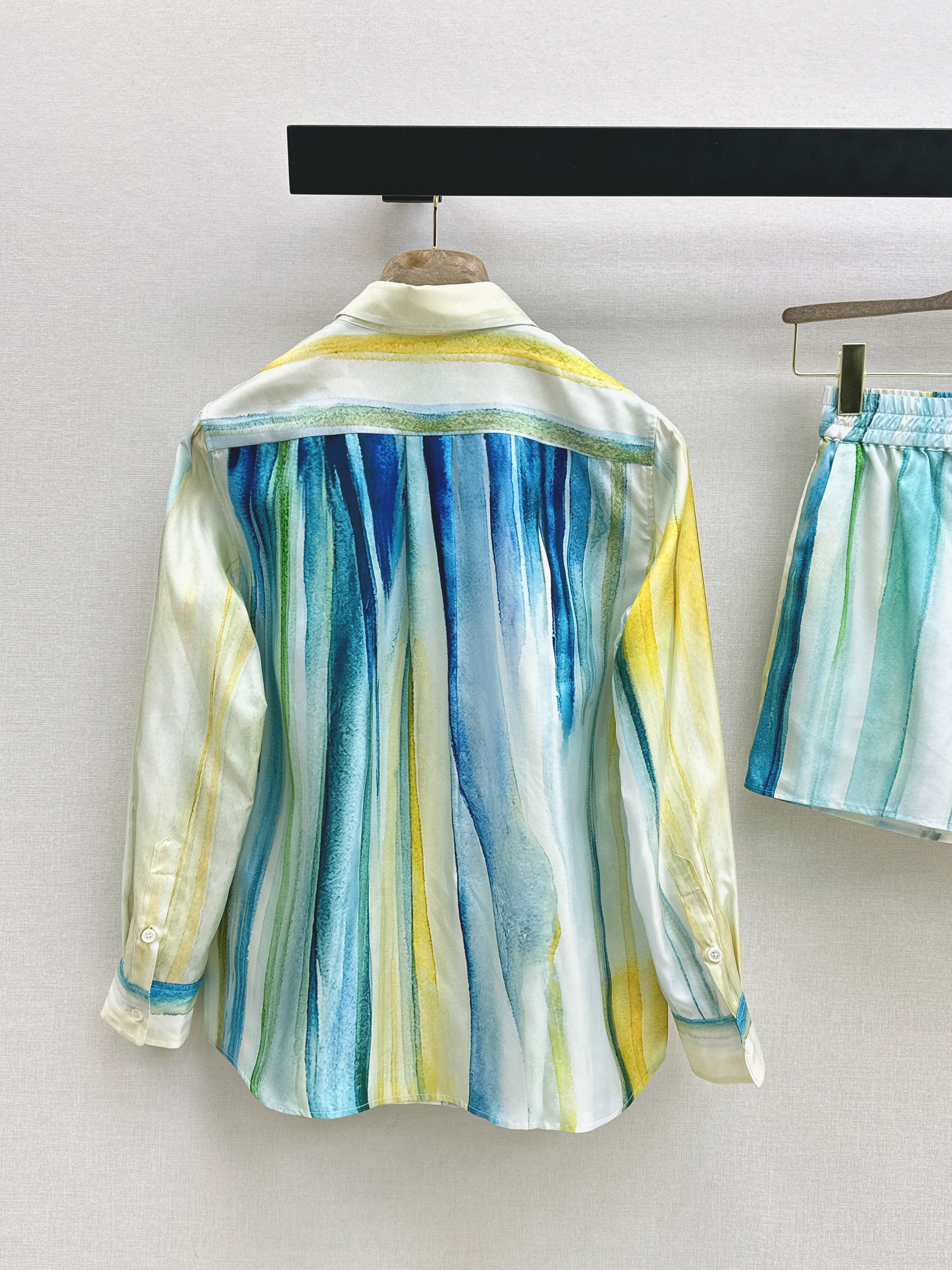 Loro New printed silk shirt
