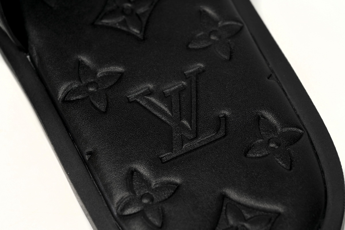Pkkicks God Batch BLUE LOUIS VUITTON Oasis Black Embossing
