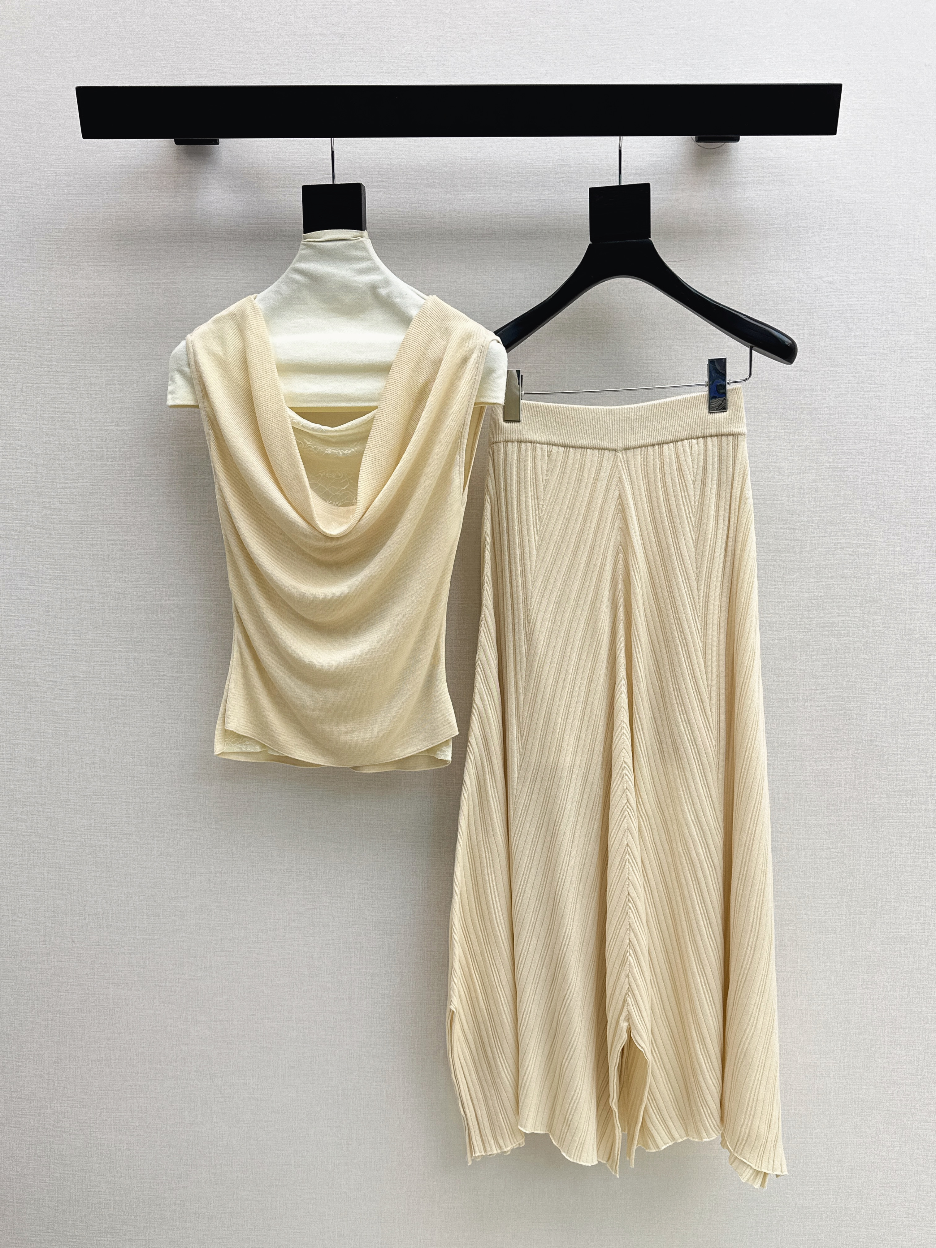ES New Knitted set