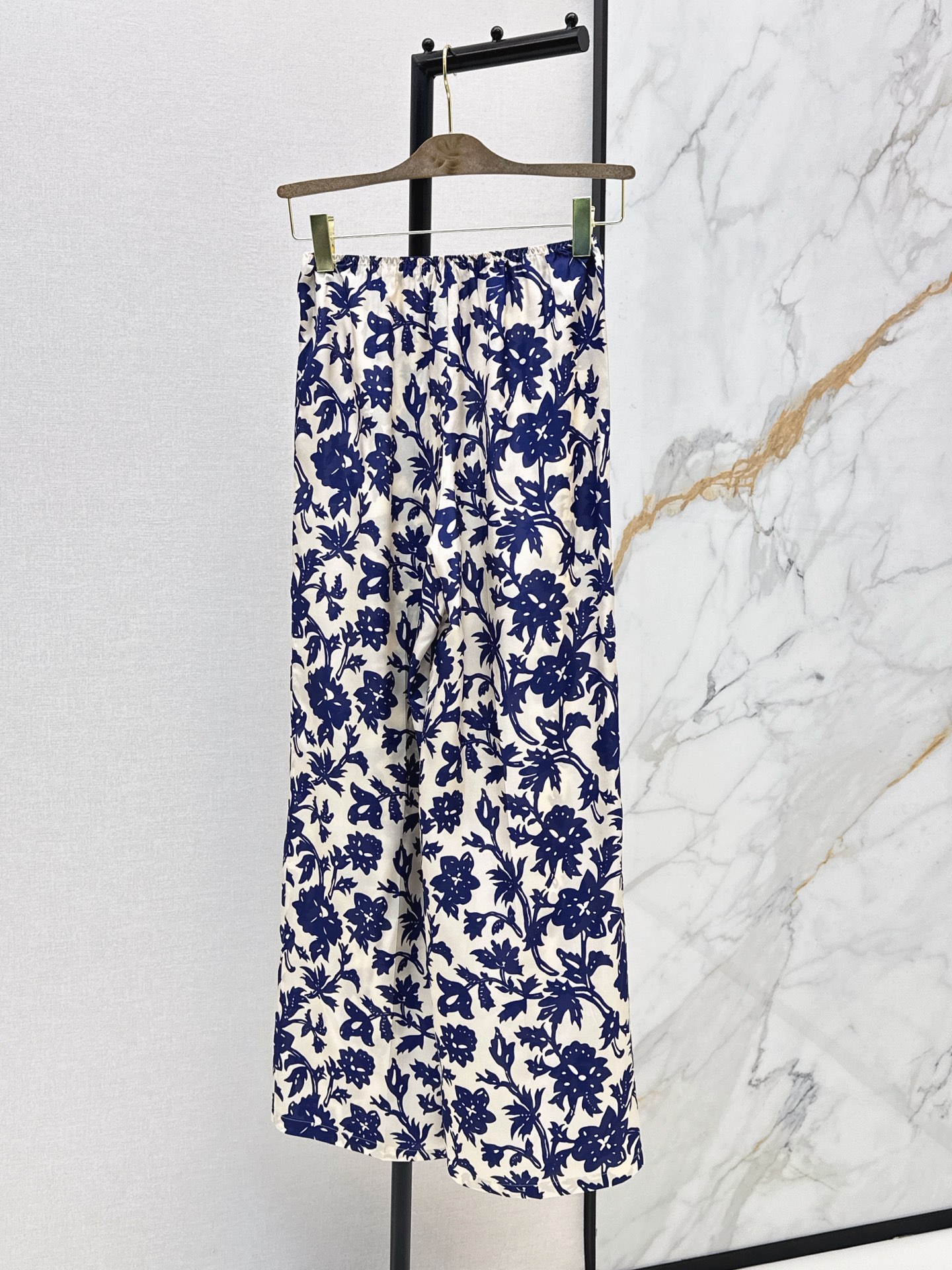 Loro New Floral Print Silk Pants