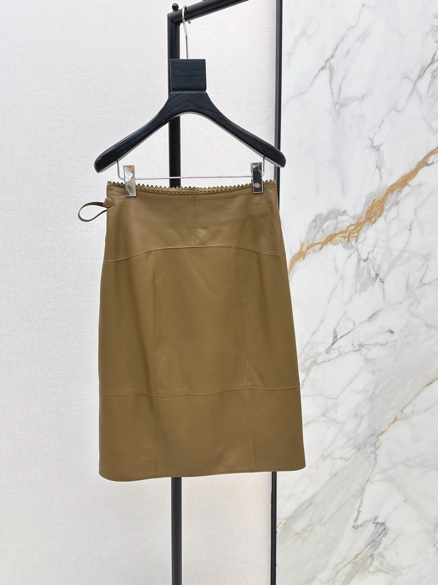 Herm New Side slit skirt
