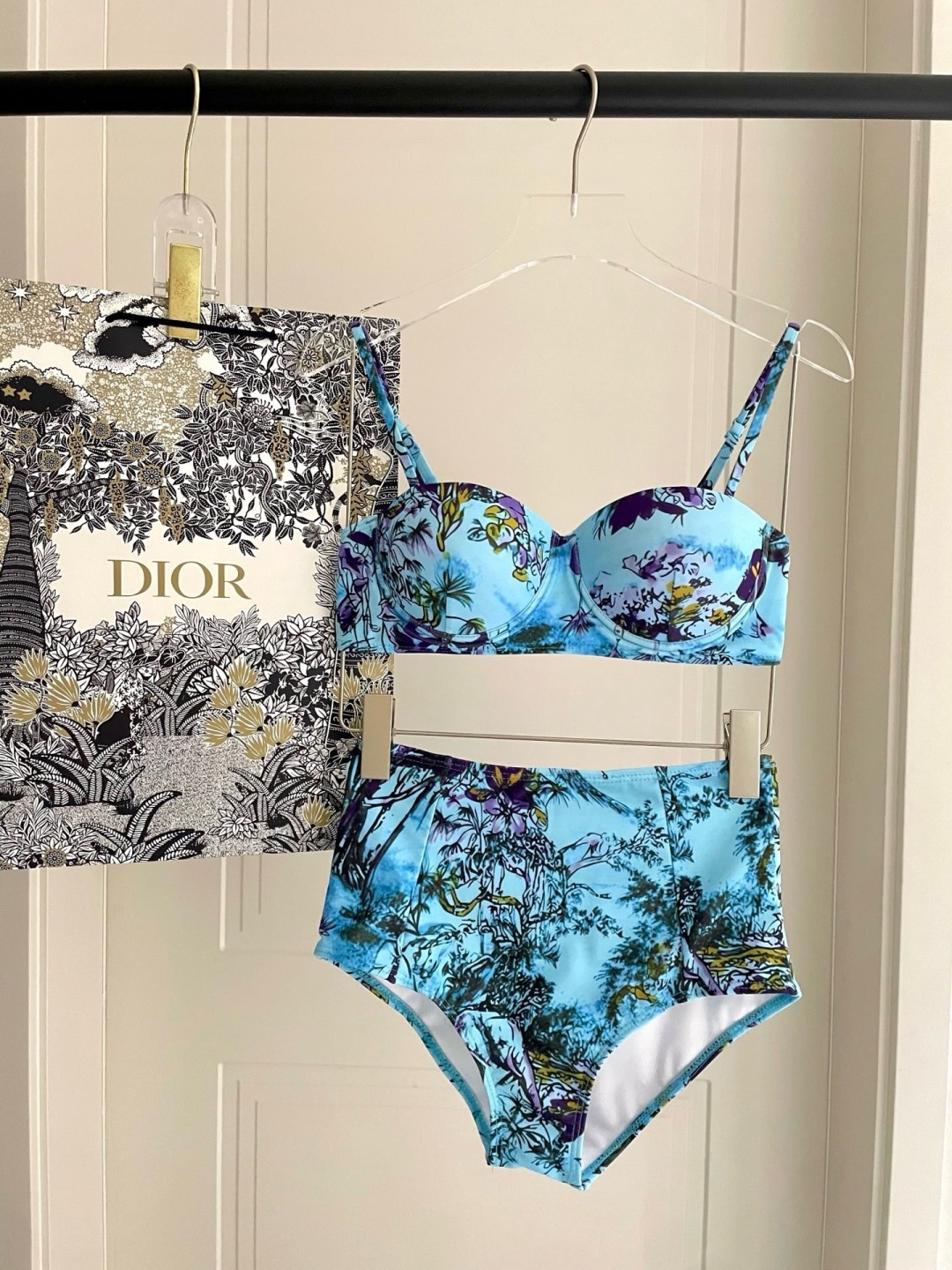 CD New  swimsuit