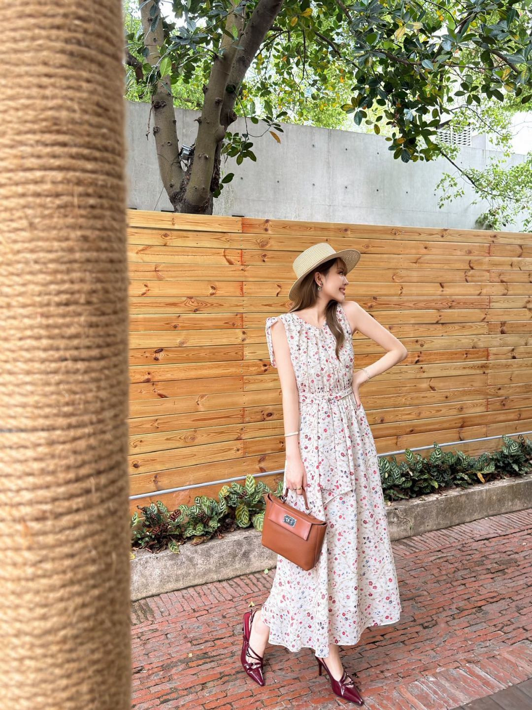 Val New print dress