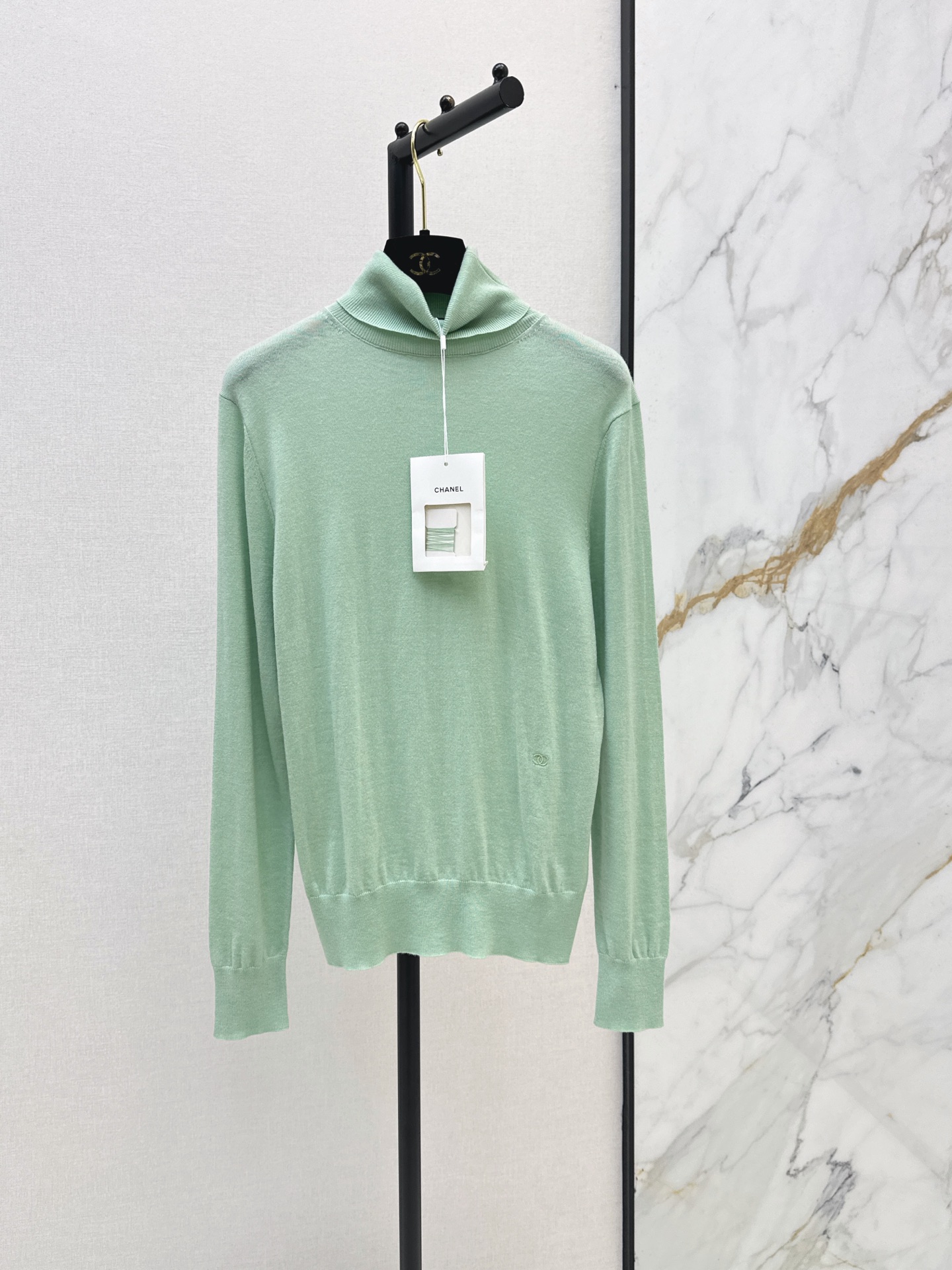 Chan New high neck sweater