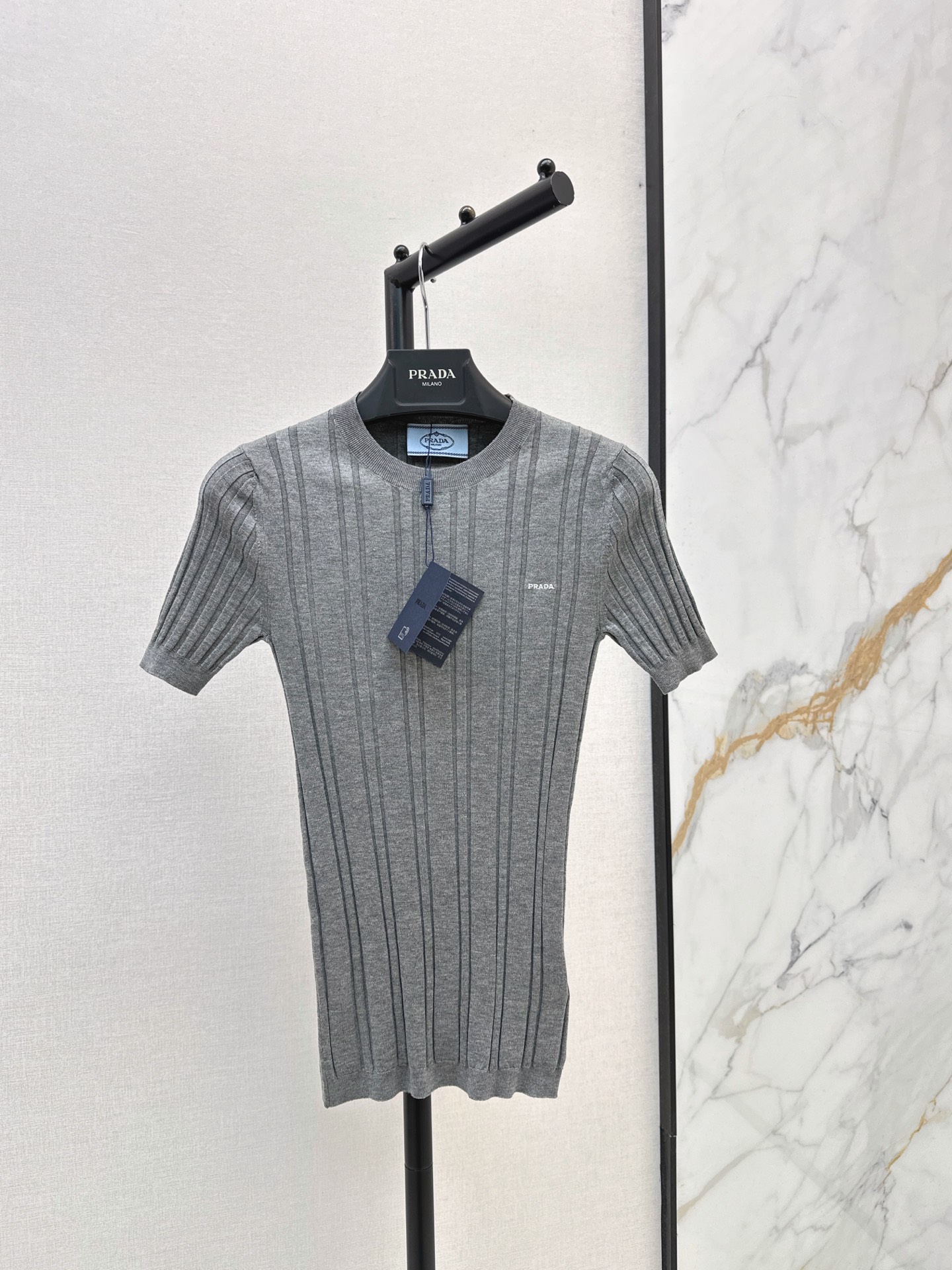 Pra New Slim-fit knitted top