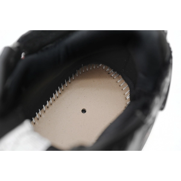 Balenciaga Runner Black And Red Characters 677402 W3RB1 0102
