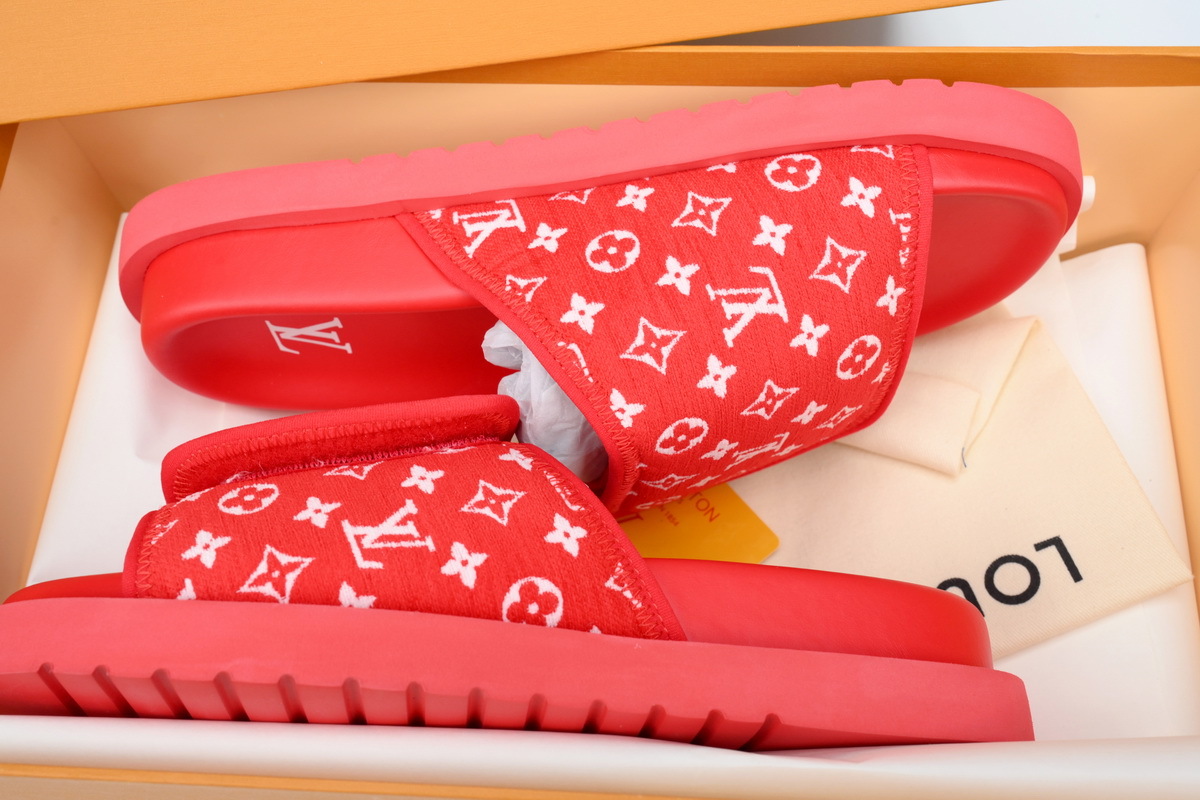 Pkkicks God Batch LOUIS VUITTON Miami flocked red