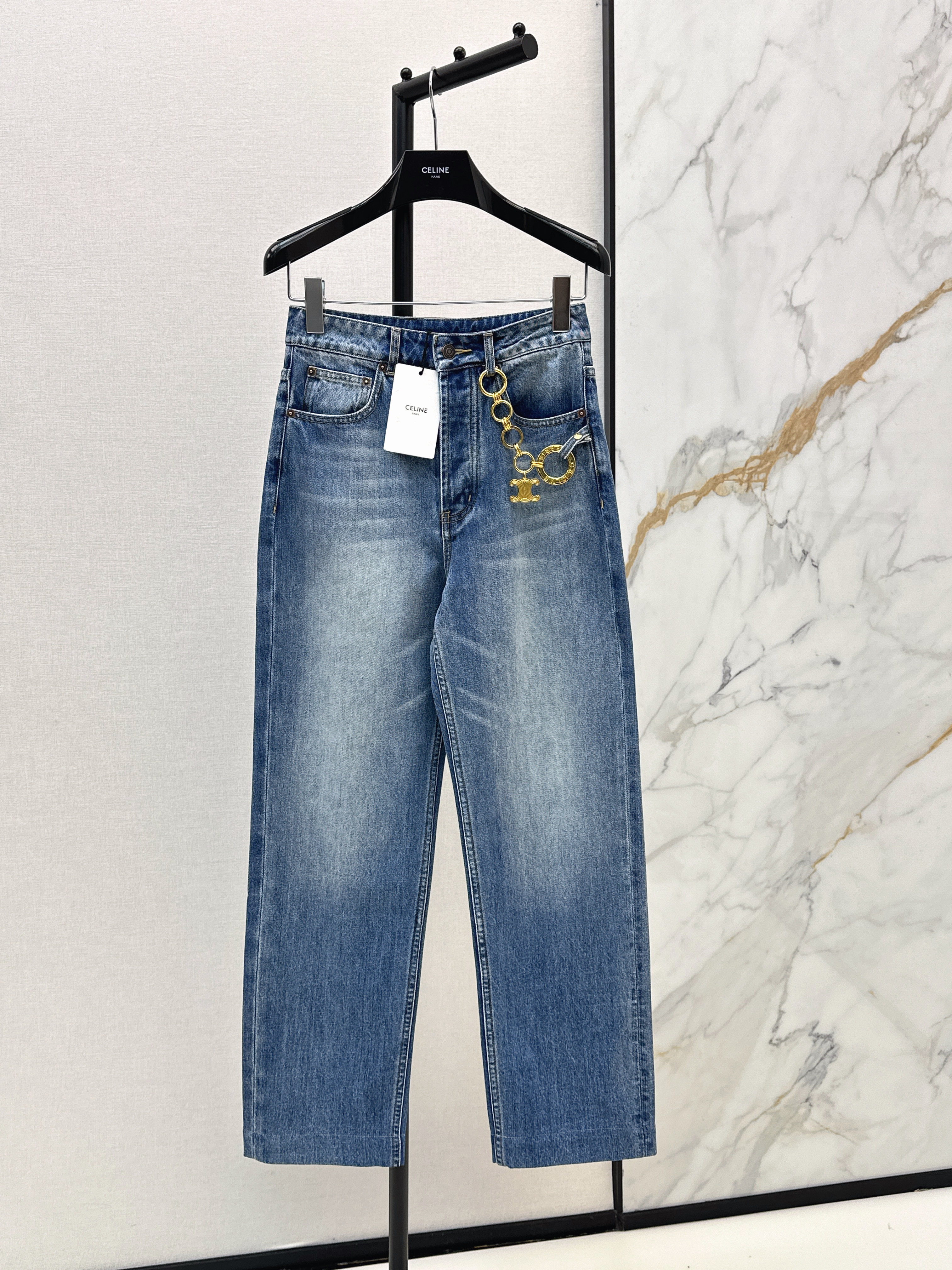Celi New jeans