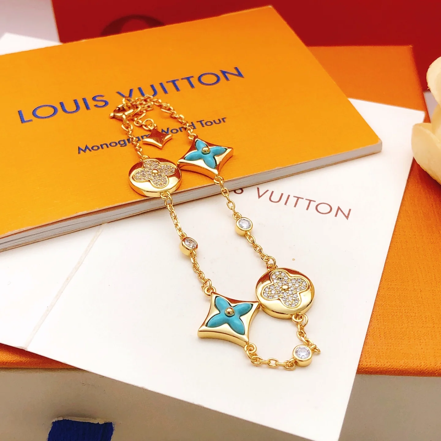 Louis New Blue floral bracelet