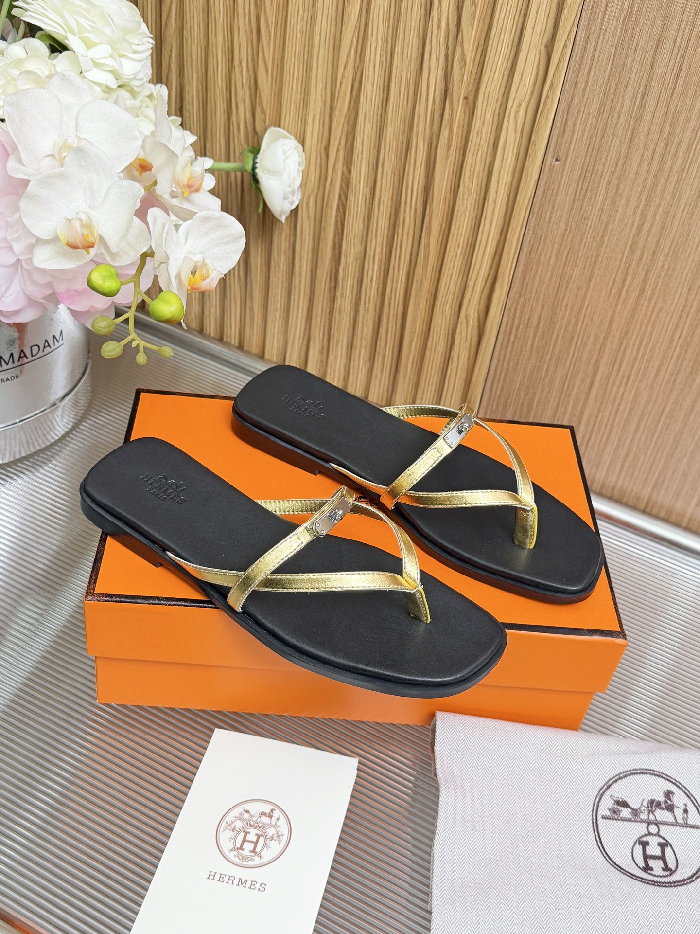 Loew New Patent leather slippers