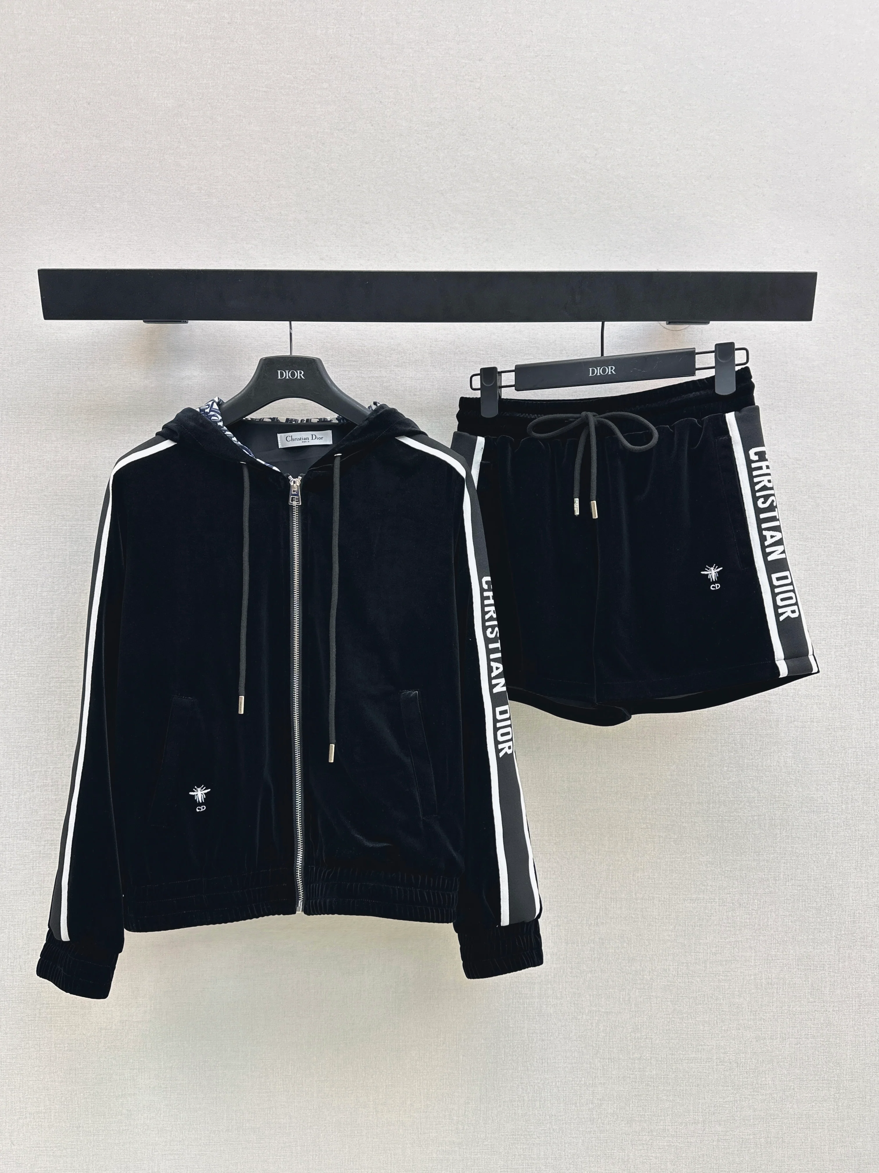 CD NEW velvet outfit sets