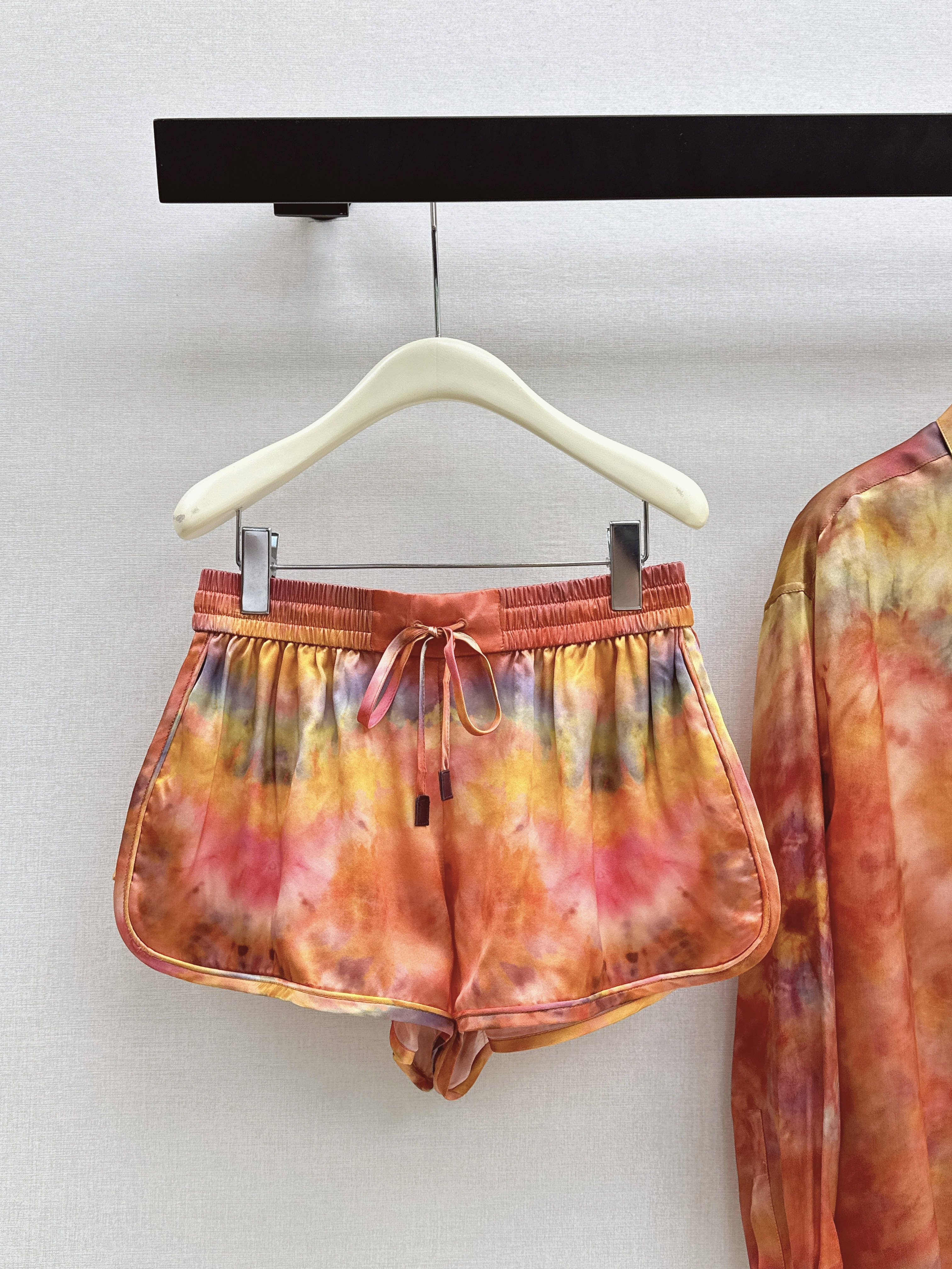 Zimm New Printed Waistband Shorts