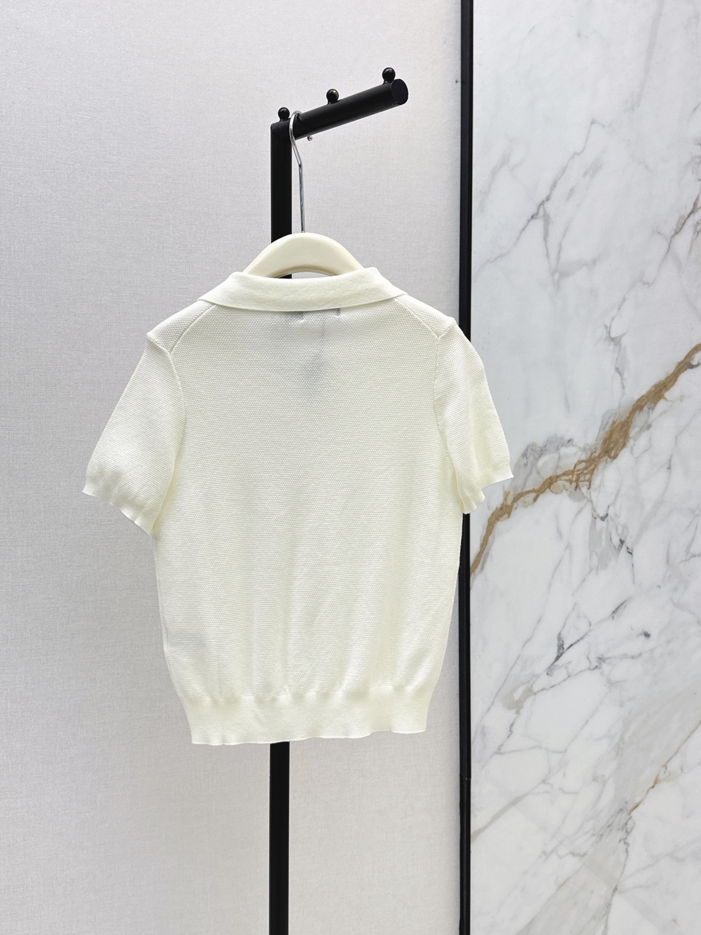 Guc New embroidered knitwear