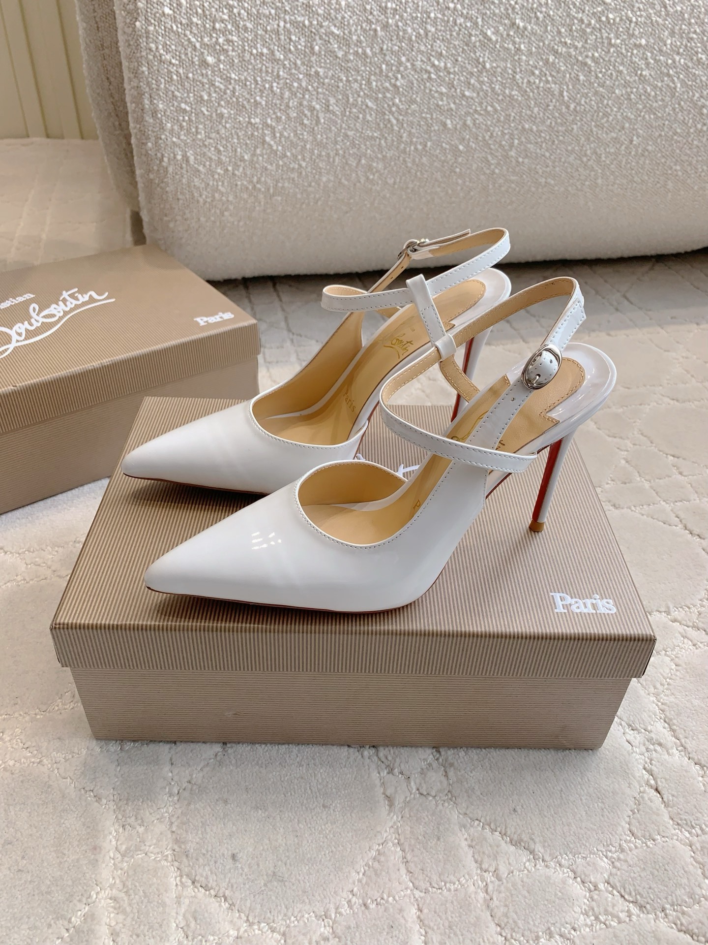 Christian New Red high-heeled sandals