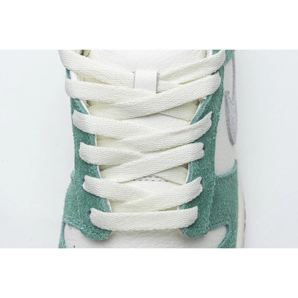 Kasina x Nike Dunk Low 