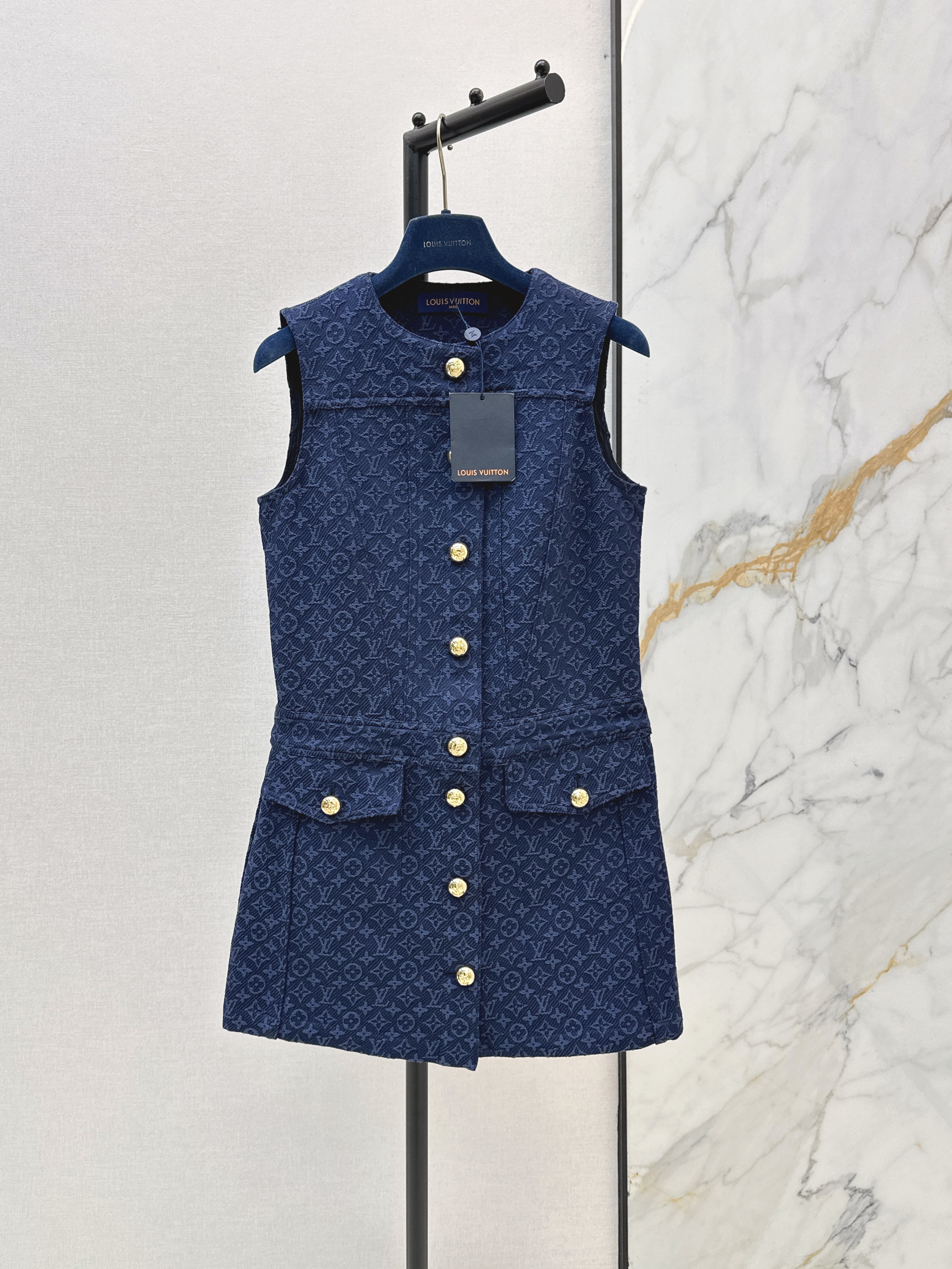 Louis New jacquard sleeveless dress