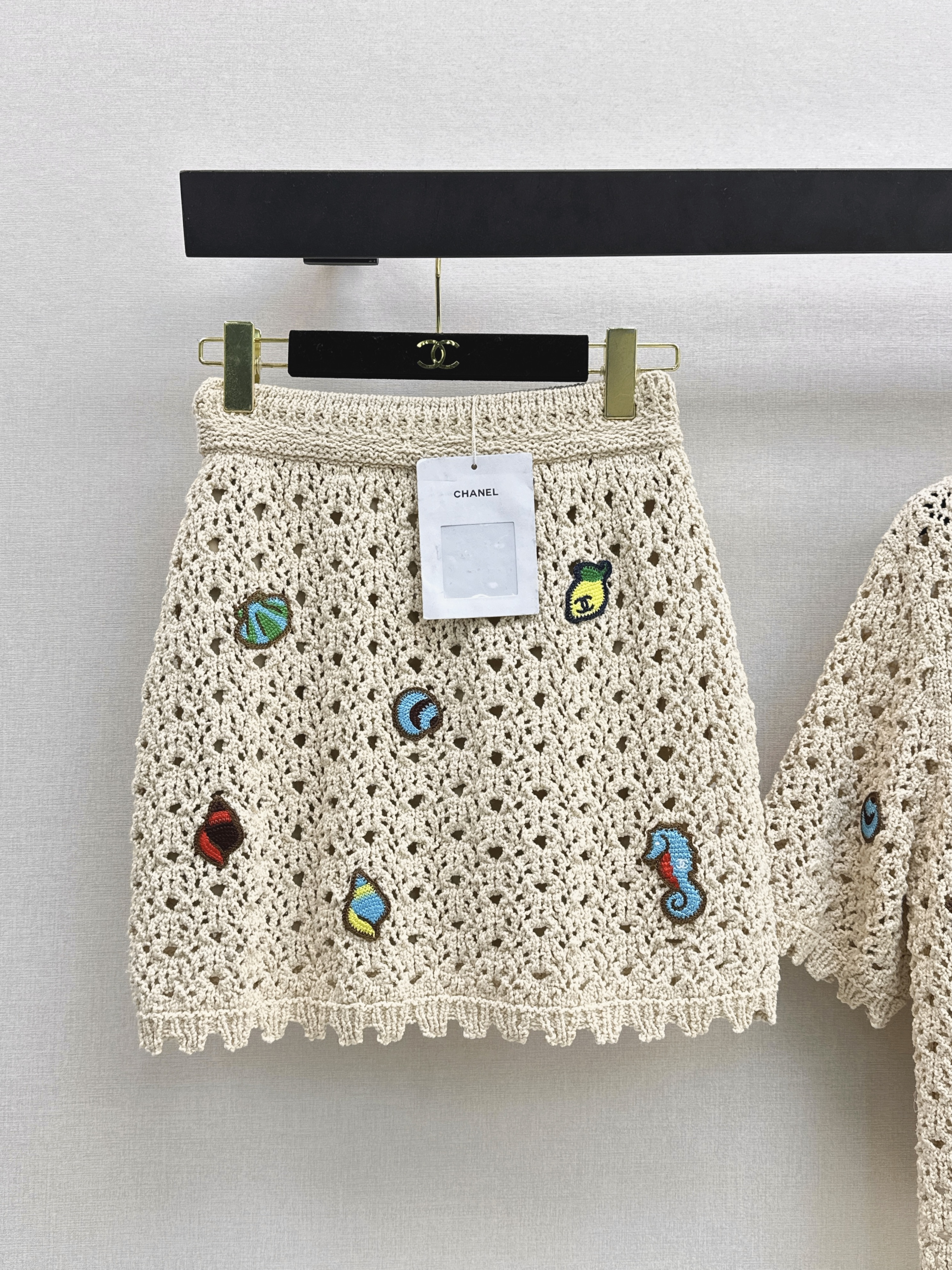 Chan New Embroidered Hollow-Out skirt