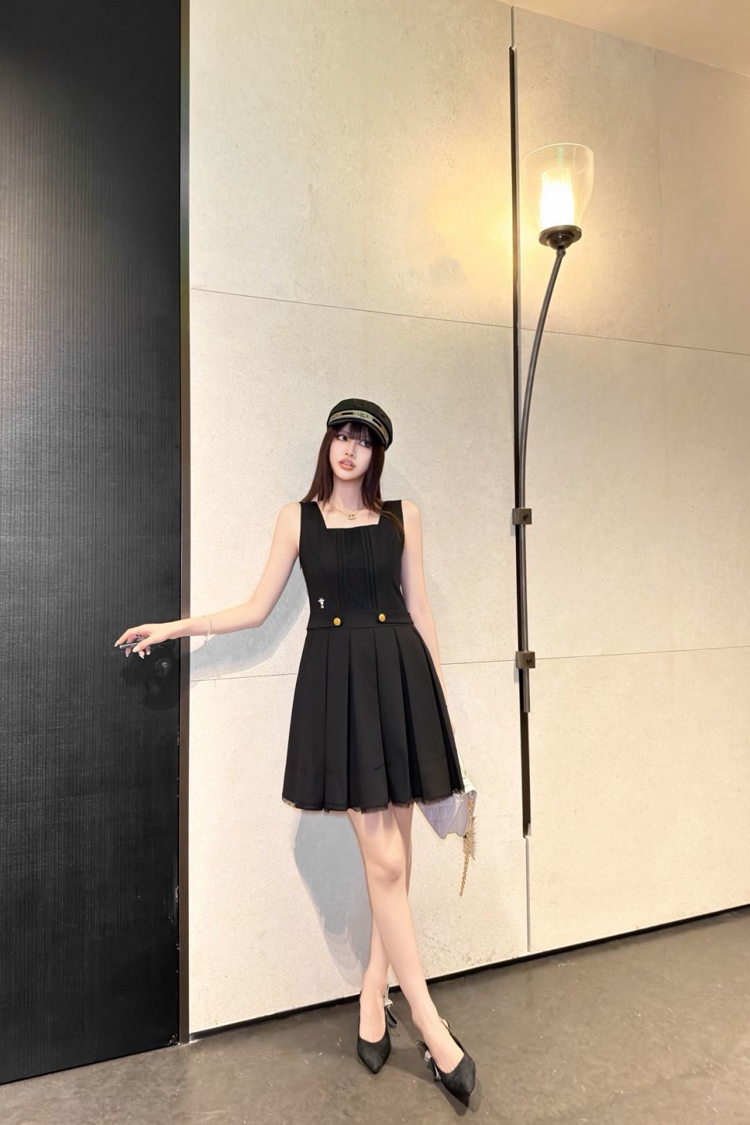 CD New embroidered sleeveless dress